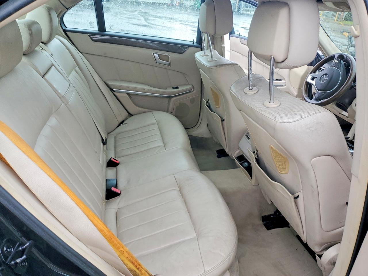 2014 Mercedes-benz E 350 Black vin: WDDHF5KB5EA982287