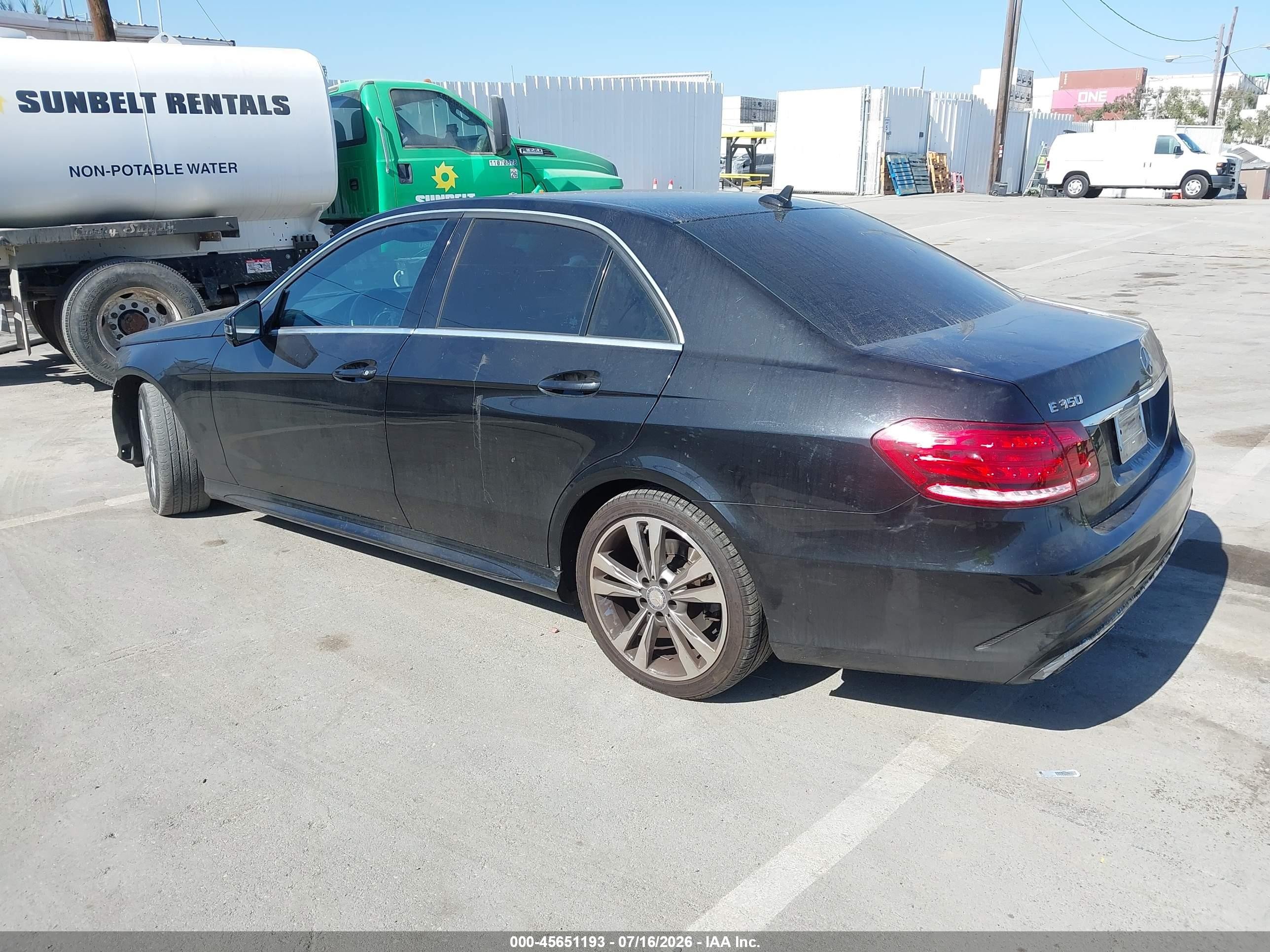 2014 Mercedes-benz E 350   Black vin: WDDHF5KB5EB001563