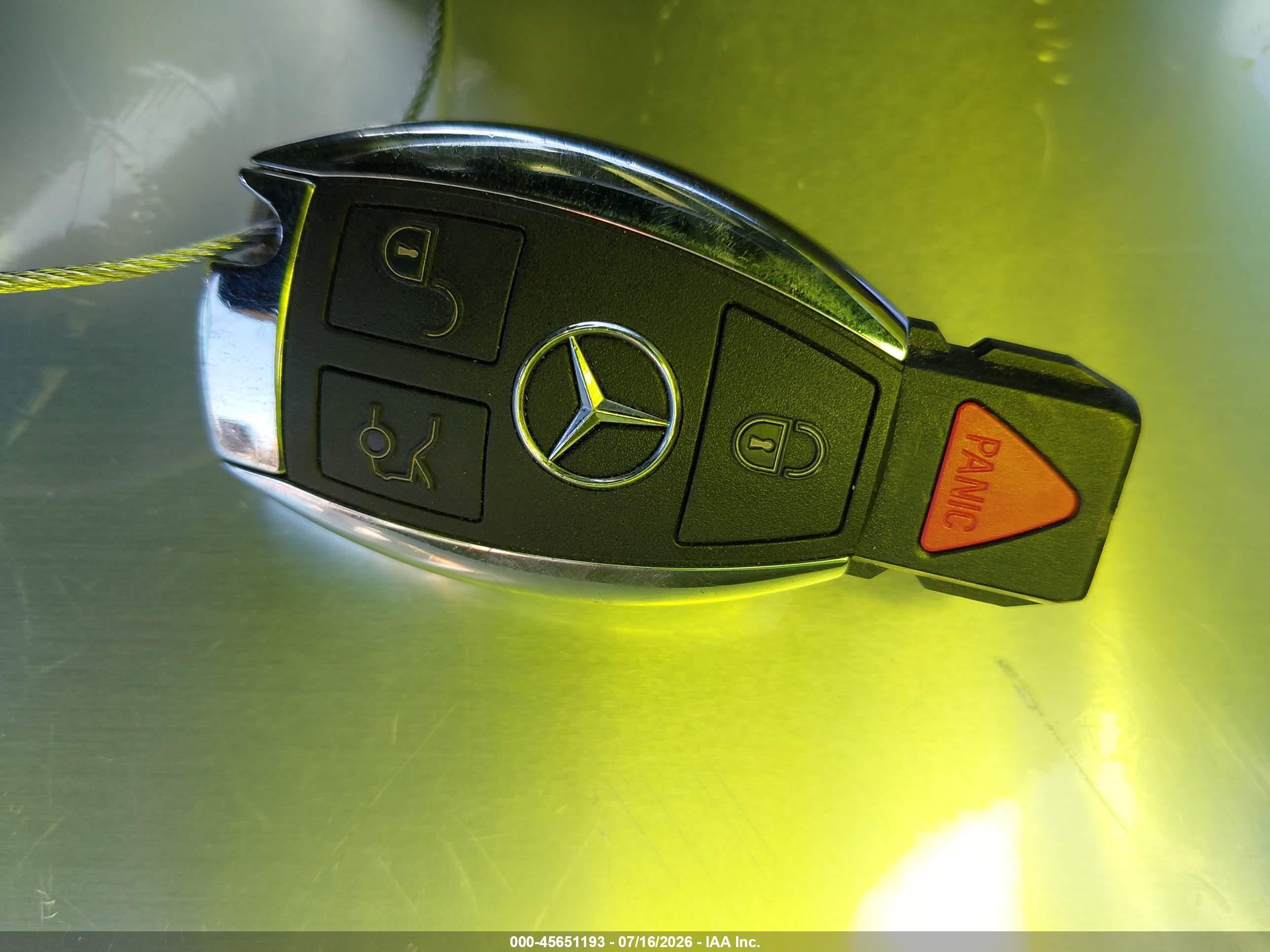 2014 Mercedes-benz E 350   Black vin: WDDHF5KB5EB001563