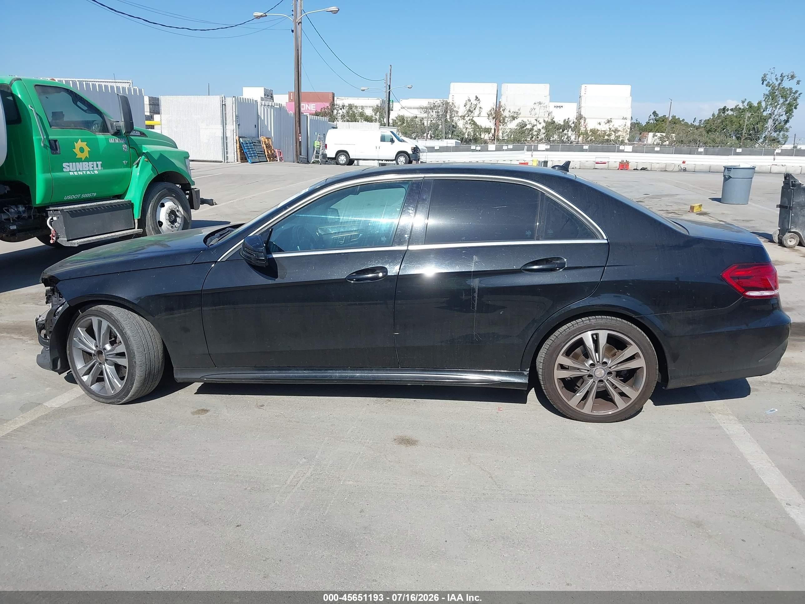 2014 Mercedes-benz E 350   Black vin: WDDHF5KB5EB001563