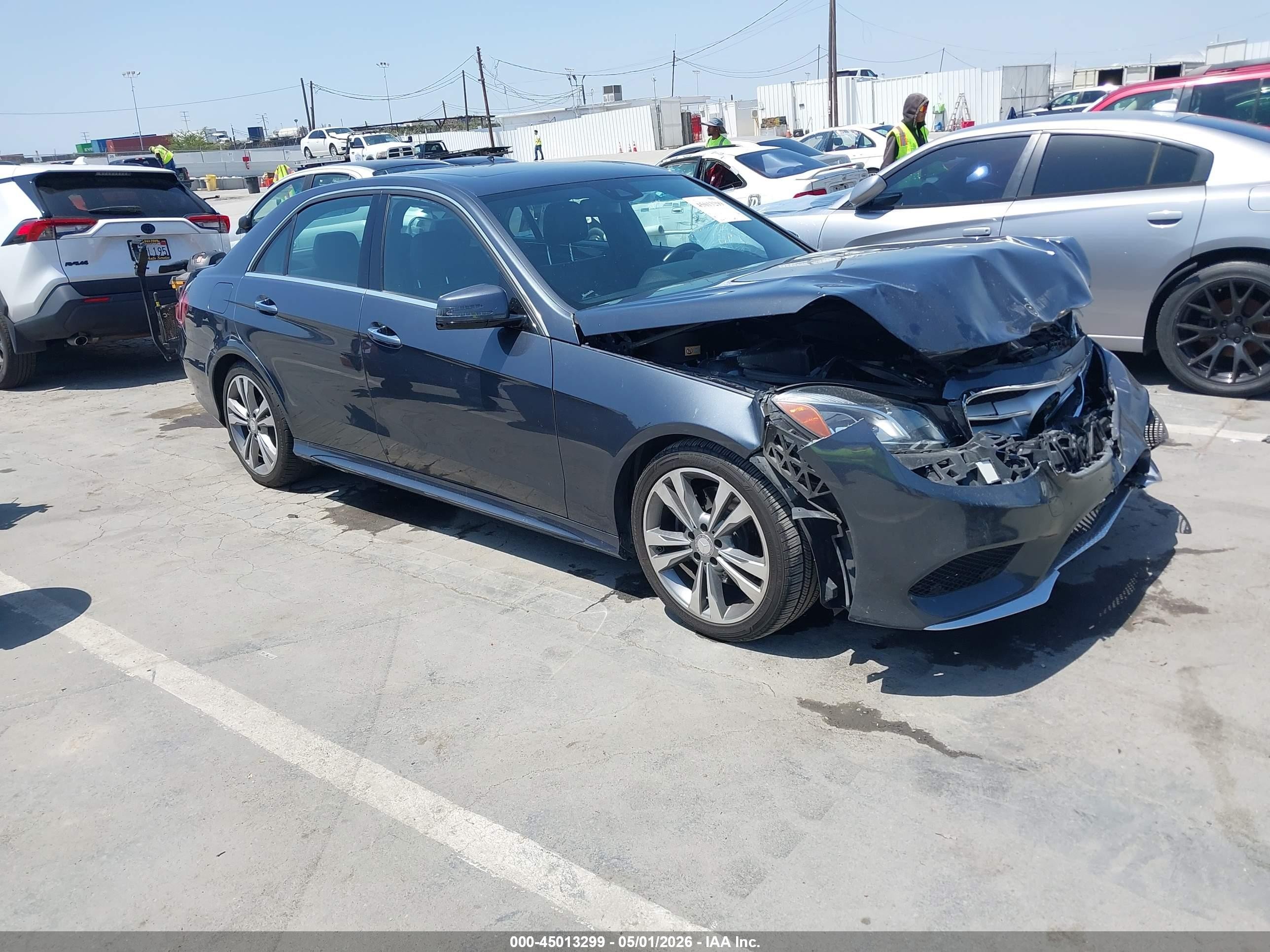 2014 Mercedes-benz E 350   Light Blue vin: WDDHF5KB5EB042971