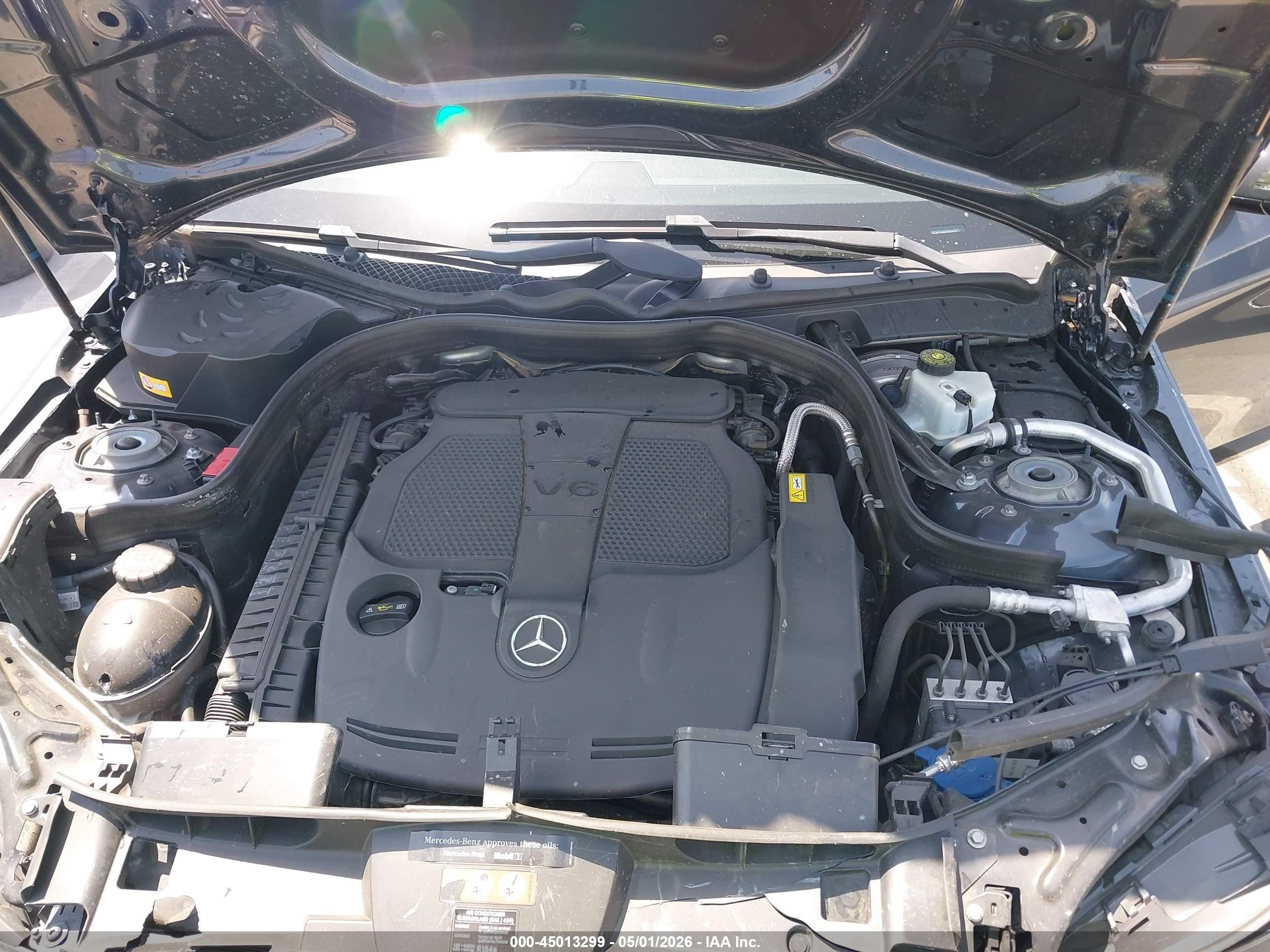 2014 Mercedes-benz E 350   Light Blue vin: WDDHF5KB5EB042971