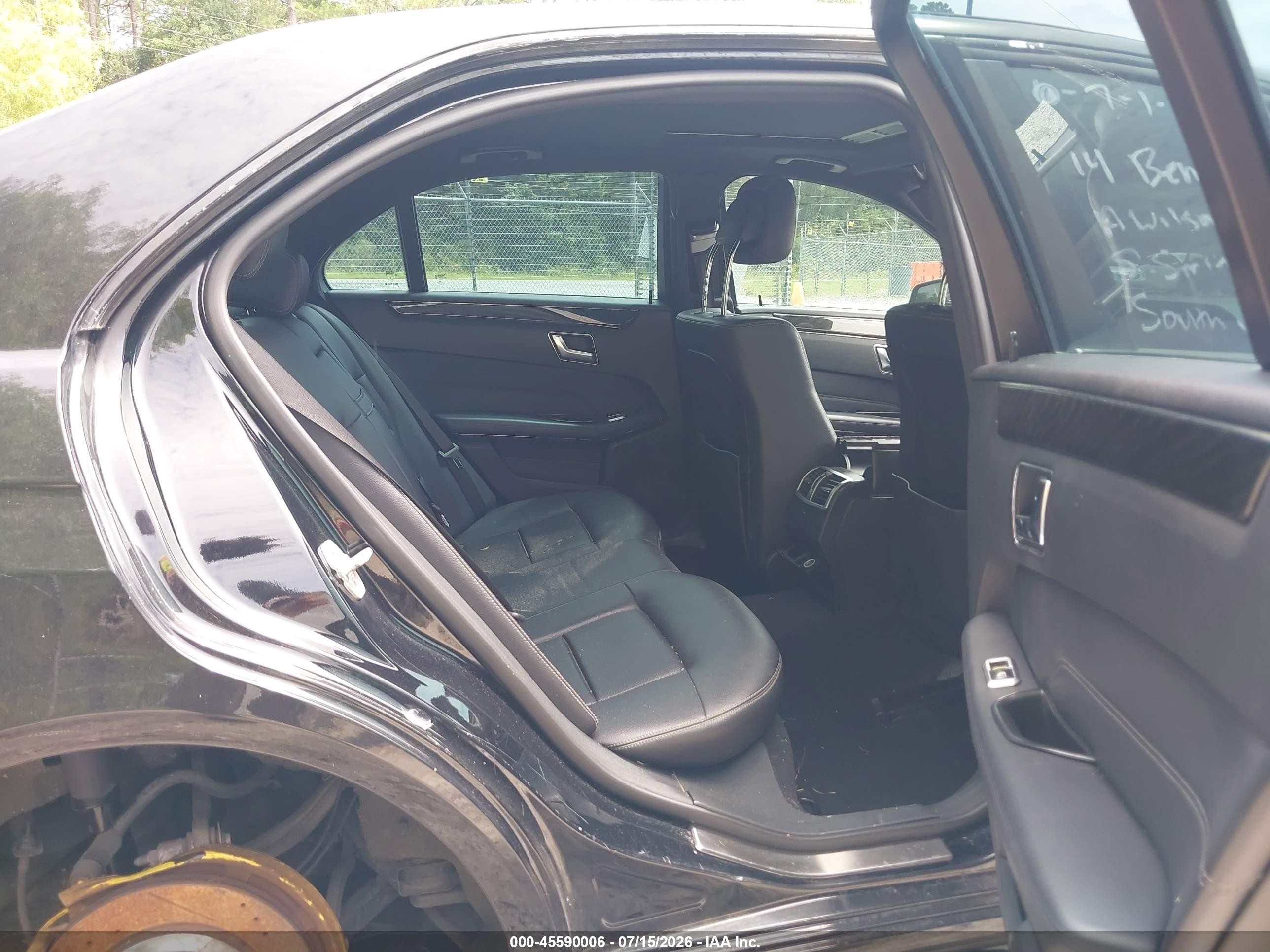 2014 Mercedes-benz E 350   Black vin: WDDHF5KB5EB056868