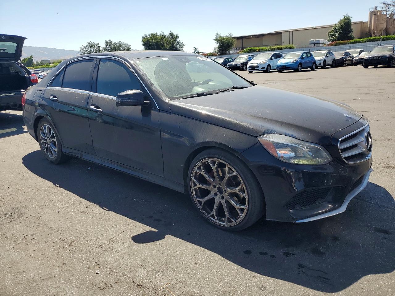 2015 Mercedes-benz E Черный vin: WDDHF5KB5FB083344