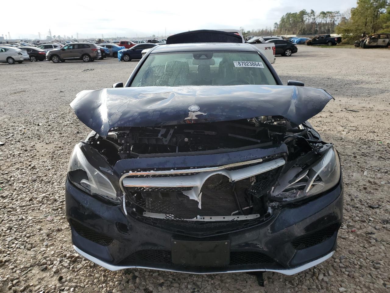 2015 Mercedes-benz E 350 Blue vin: WDDHF5KB5FB085515