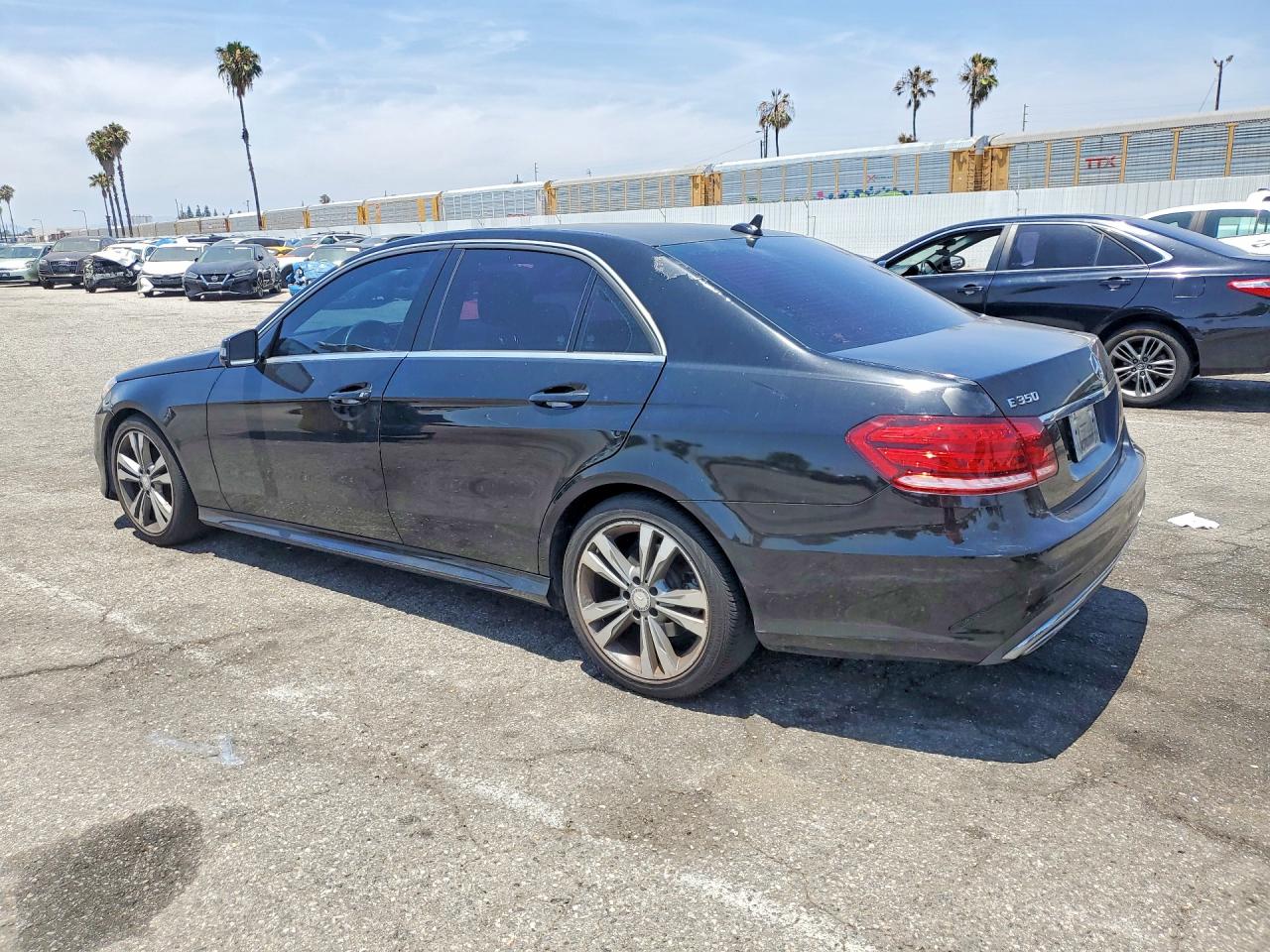 2015 Mercedes-benz E 350 Black vin: WDDHF5KB5FB109988
