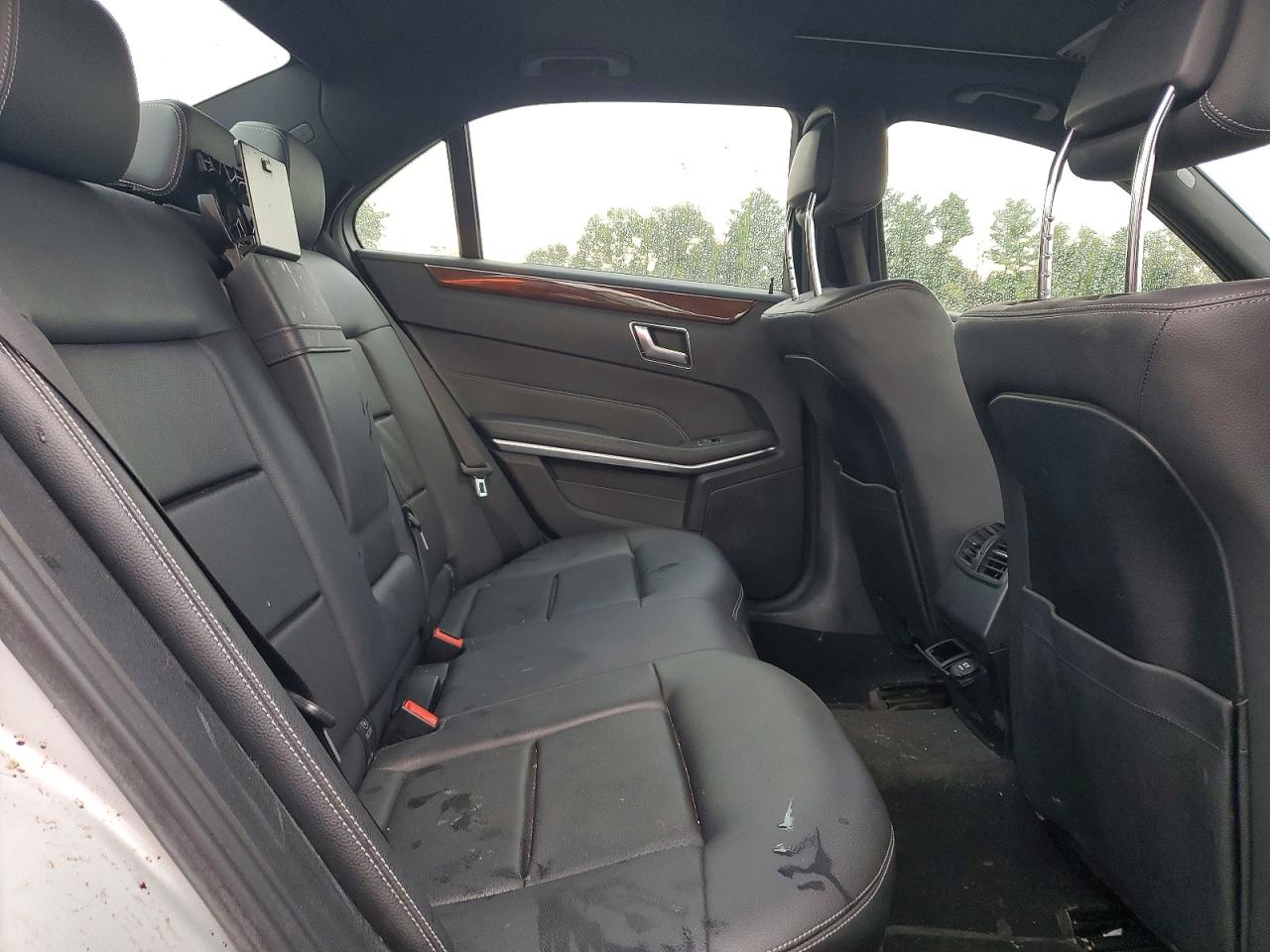 2015 Mercedes-benz E 350 Silver vin: WDDHF5KB5FB118352