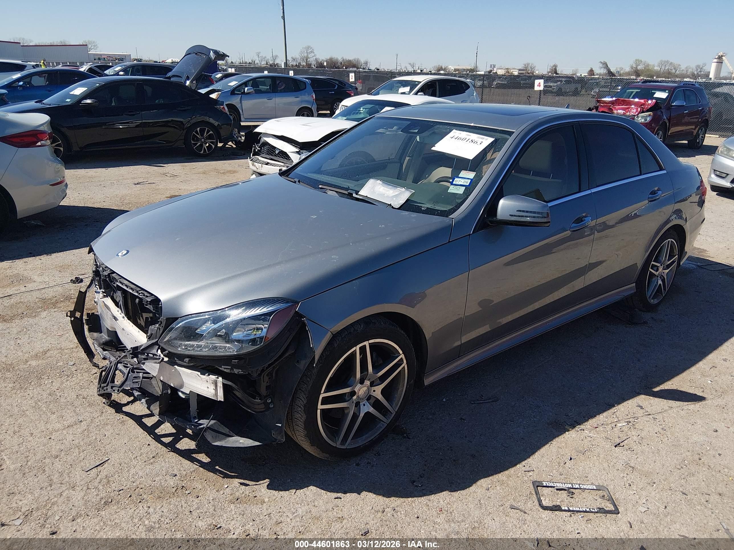 2015 Mercedes-benz E 350   Серый vin: WDDHF5KB5FB130324