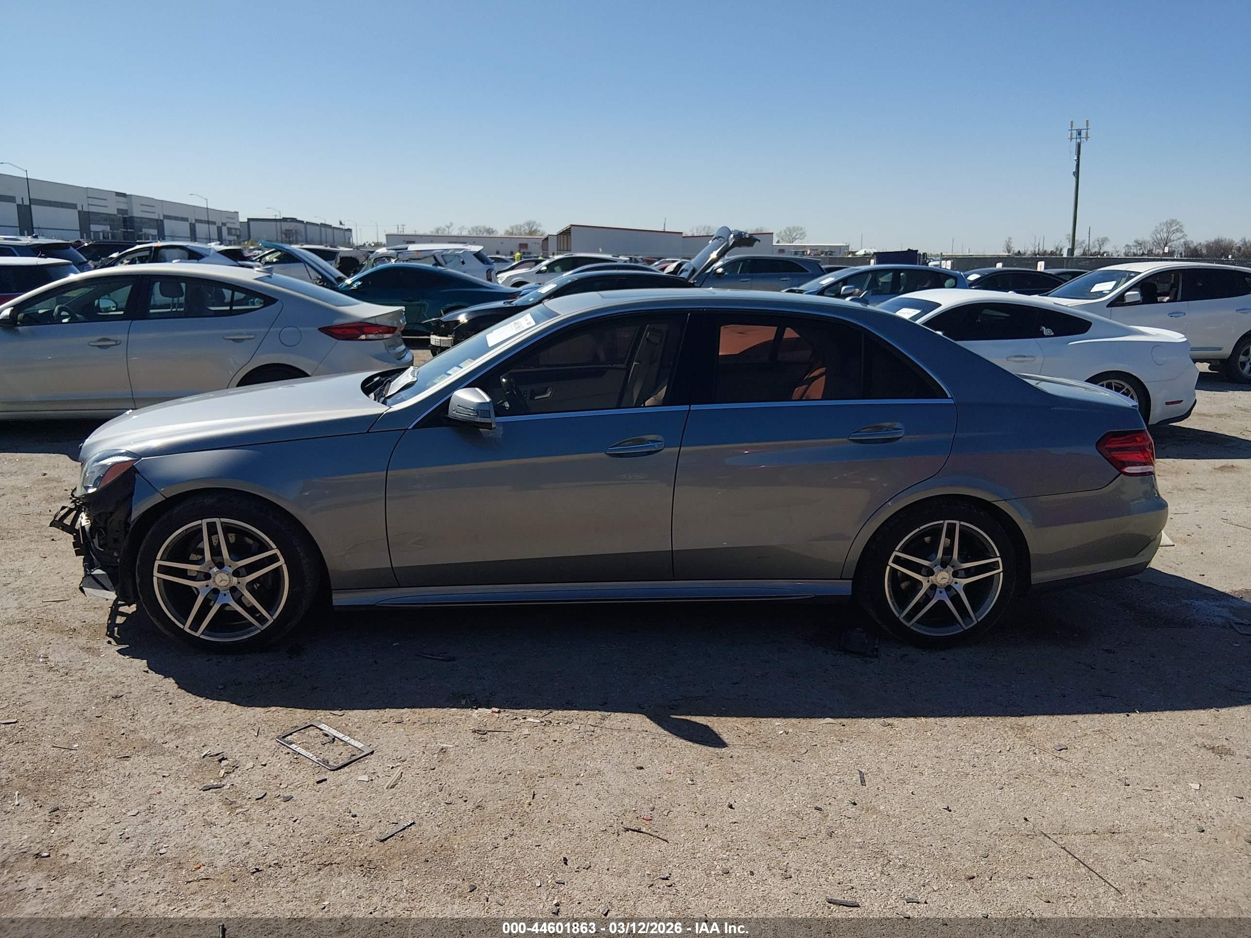2015 Mercedes-benz E 350   Серый vin: WDDHF5KB5FB130324