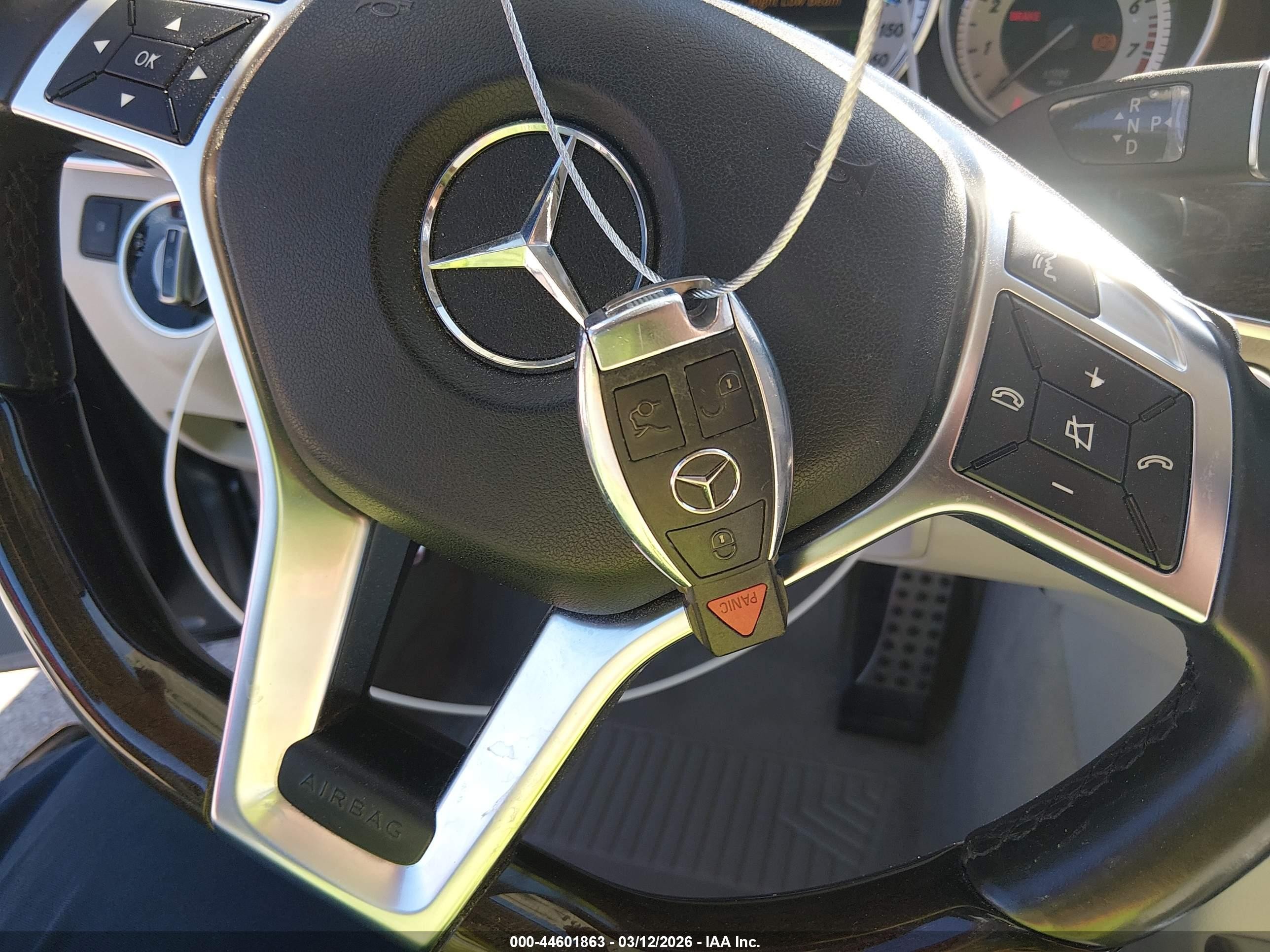 2015 Mercedes-benz E 350   Серый vin: WDDHF5KB5FB130324