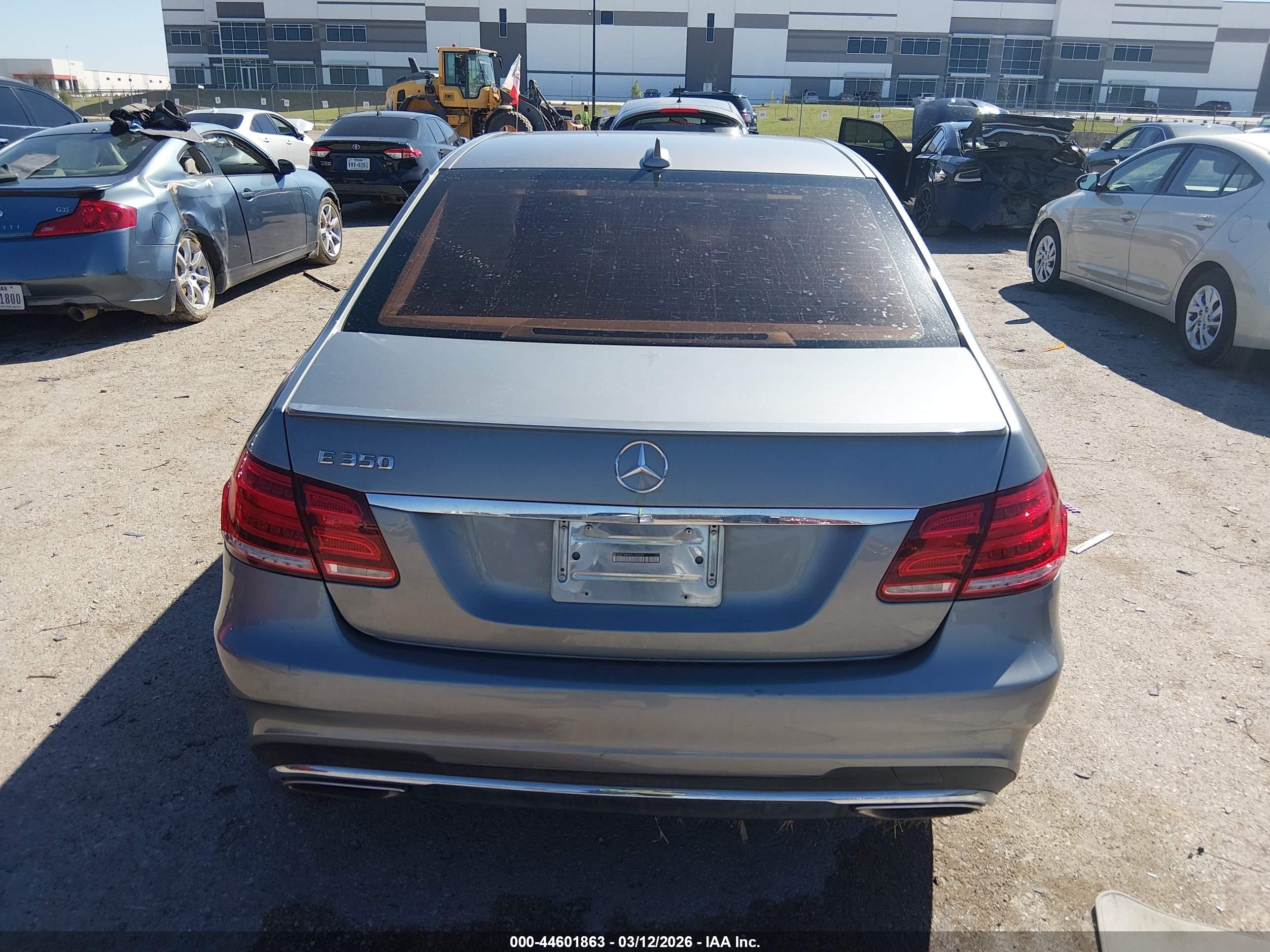 2015 Mercedes-benz E 350   Серый vin: WDDHF5KB5FB130324