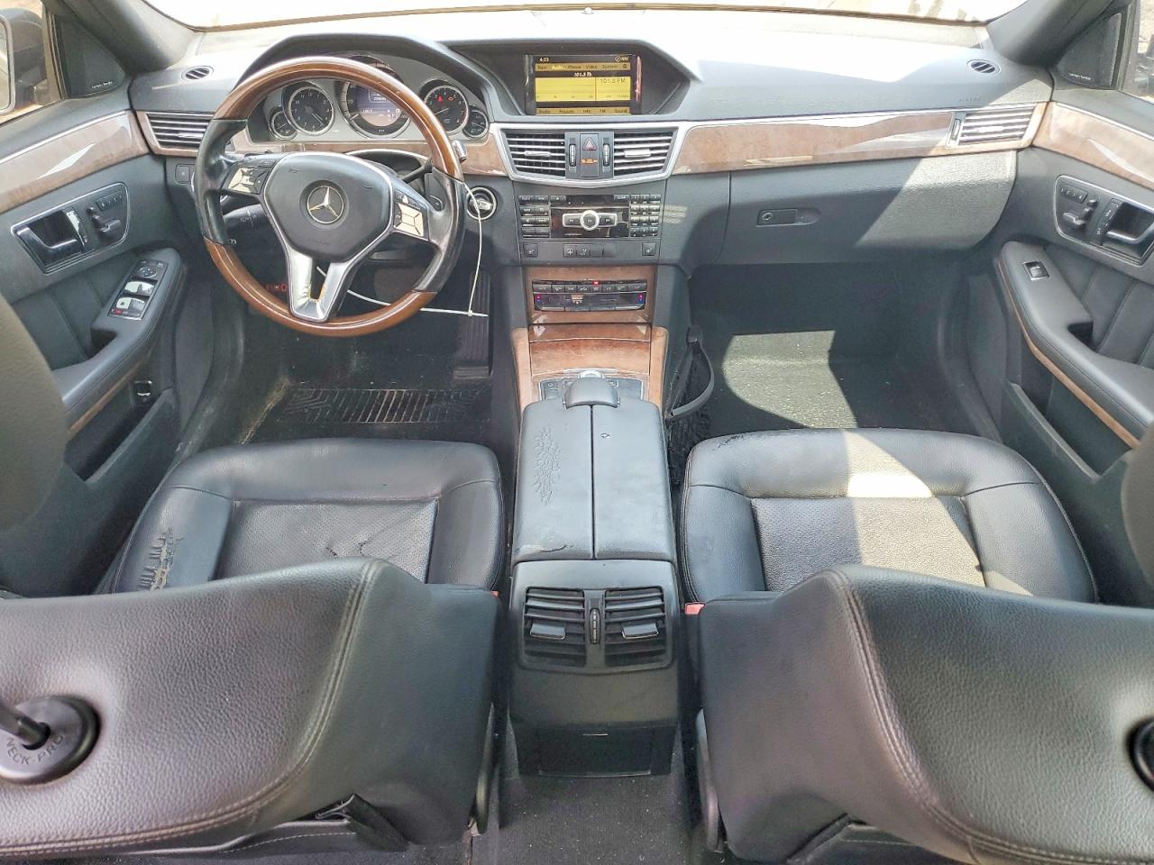 2012 Mercedes-benz E 350 Gray vin: WDDHF5KB6CA552779