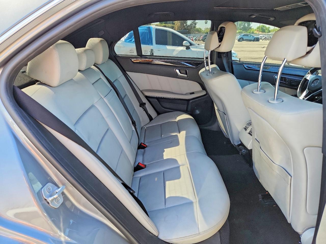 2012 Mercedes-benz E 350 Gray vin: WDDHF5KB6CA591257