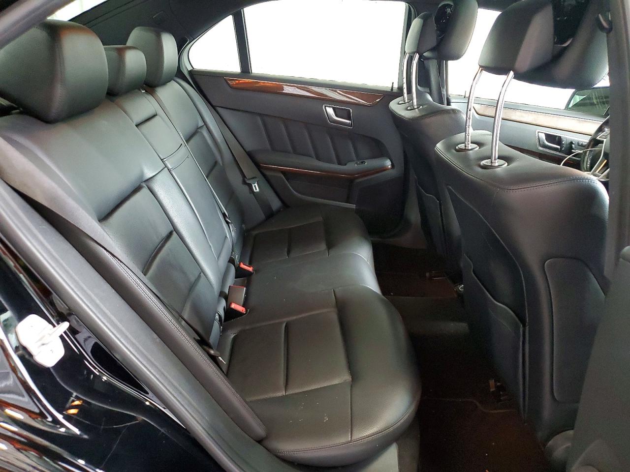 2013 Mercedes-benz E 350 Black vin: WDDHF5KB6DA672258