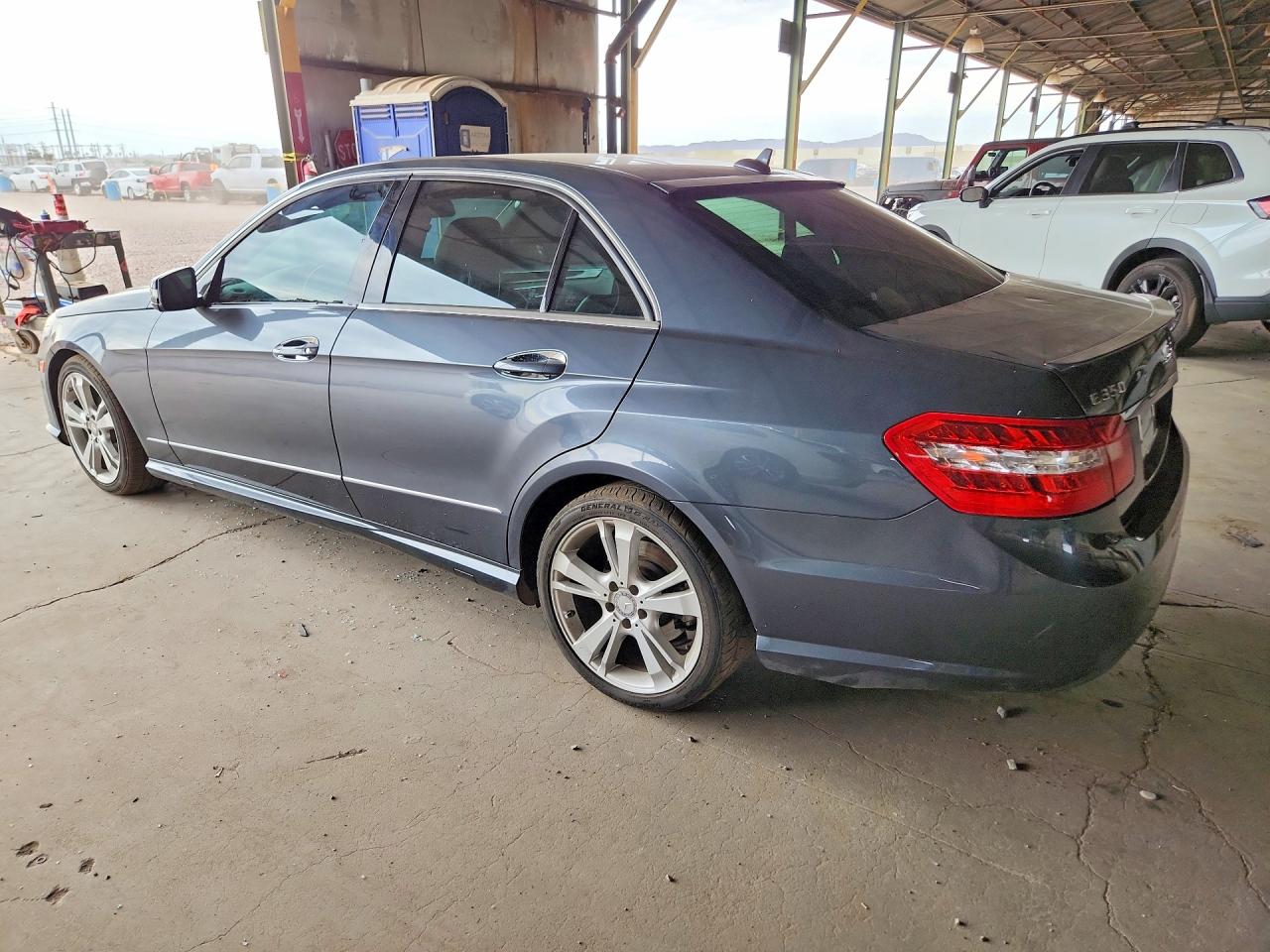 2013 Mercedes-benz E 350 Угольный vin: WDDHF5KB6DA707686