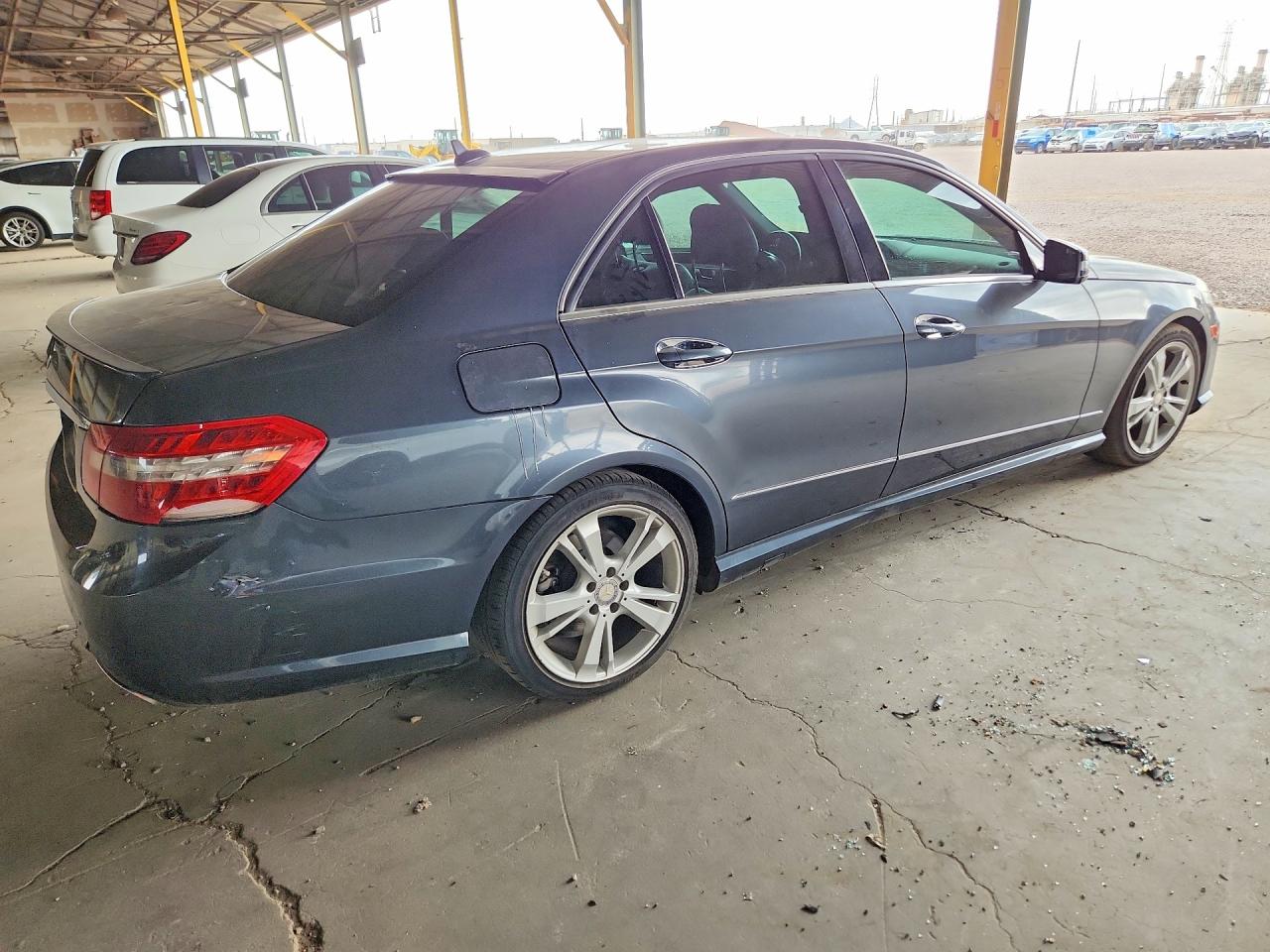 2013 Mercedes-benz E 350 Угольный vin: WDDHF5KB6DA707686