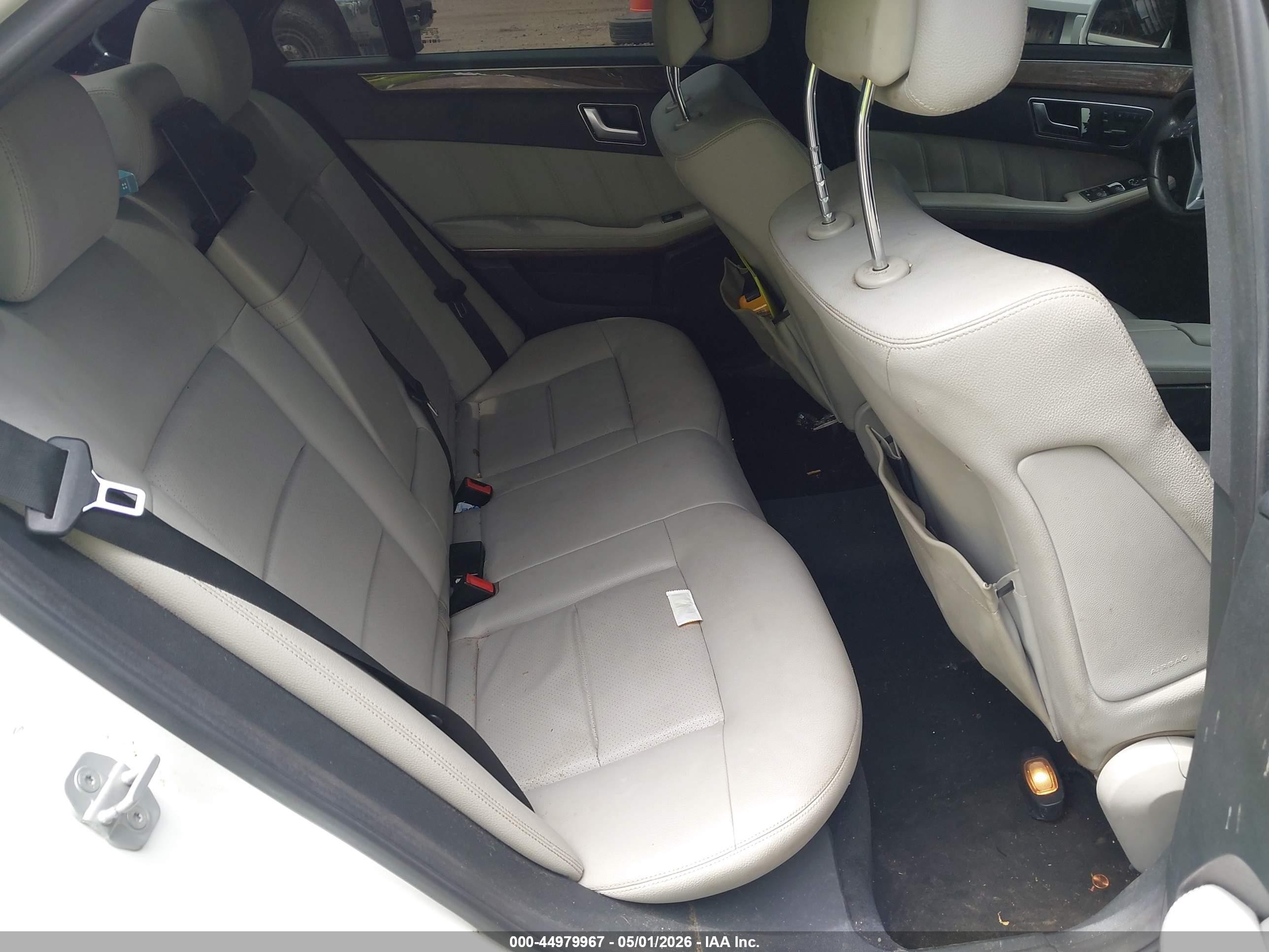 2013 Mercedes-benz E 350   White vin: WDDHF5KB6DA720325