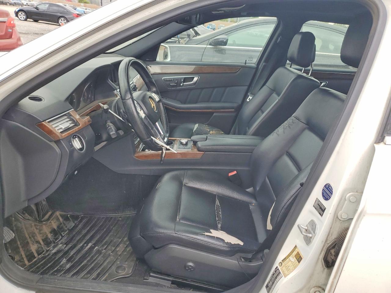 2013 Mercedes-benz E 350 White vin: WDDHF5KB6DA739280