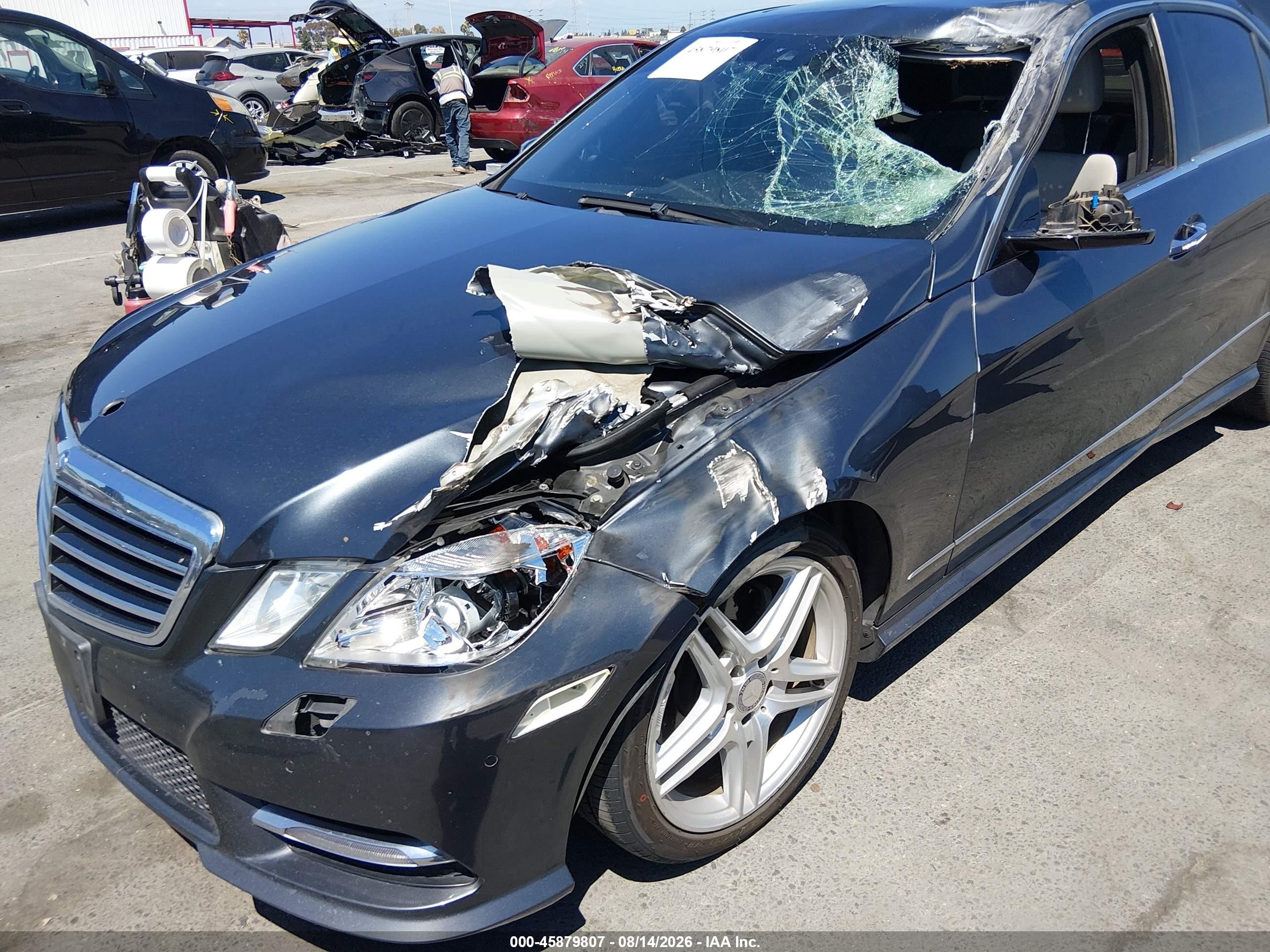 2013 Mercedes-benz E 350   Blue vin: WDDHF5KB6DA746536