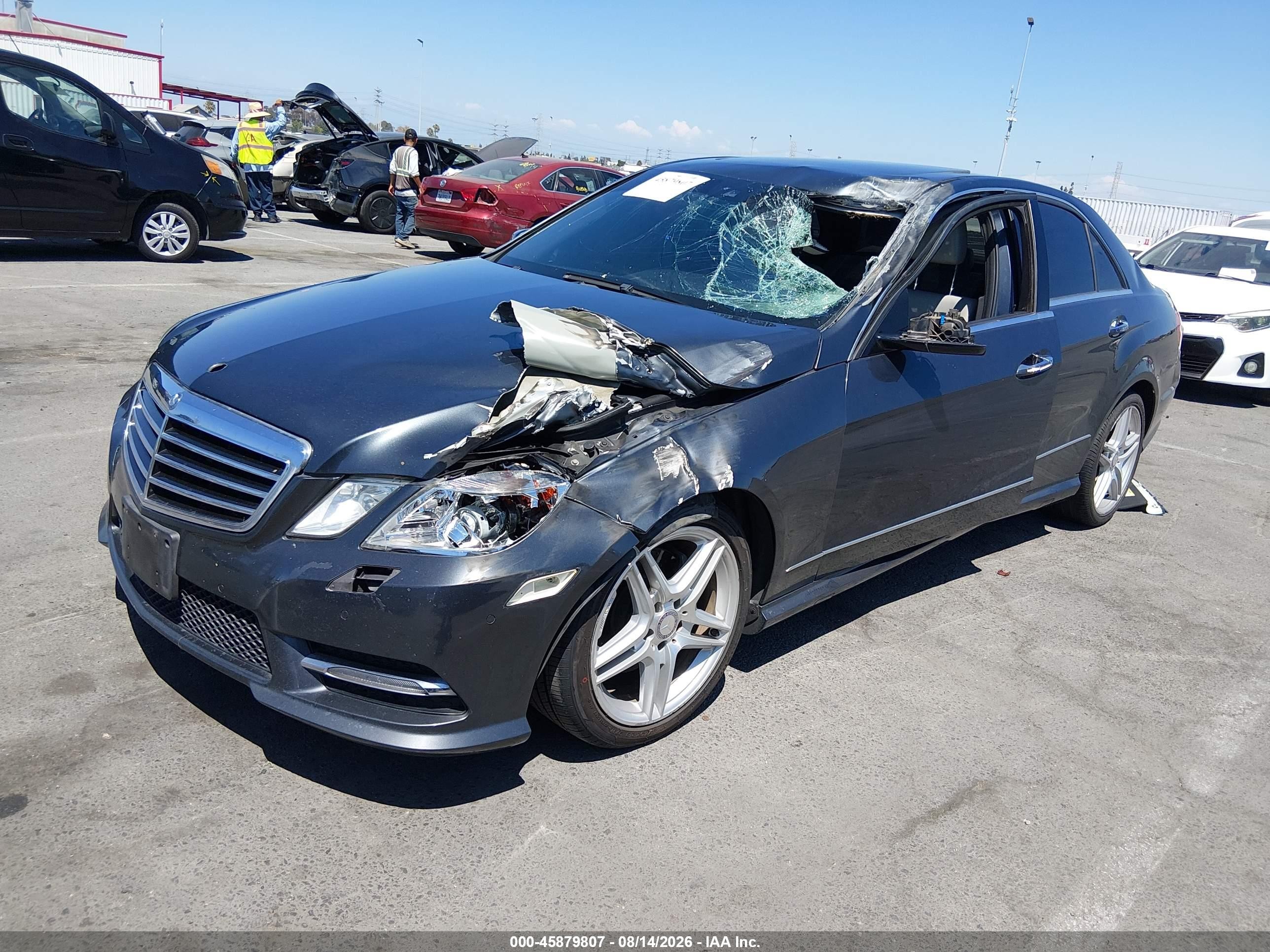 2013 Mercedes-benz E 350   Blue vin: WDDHF5KB6DA746536