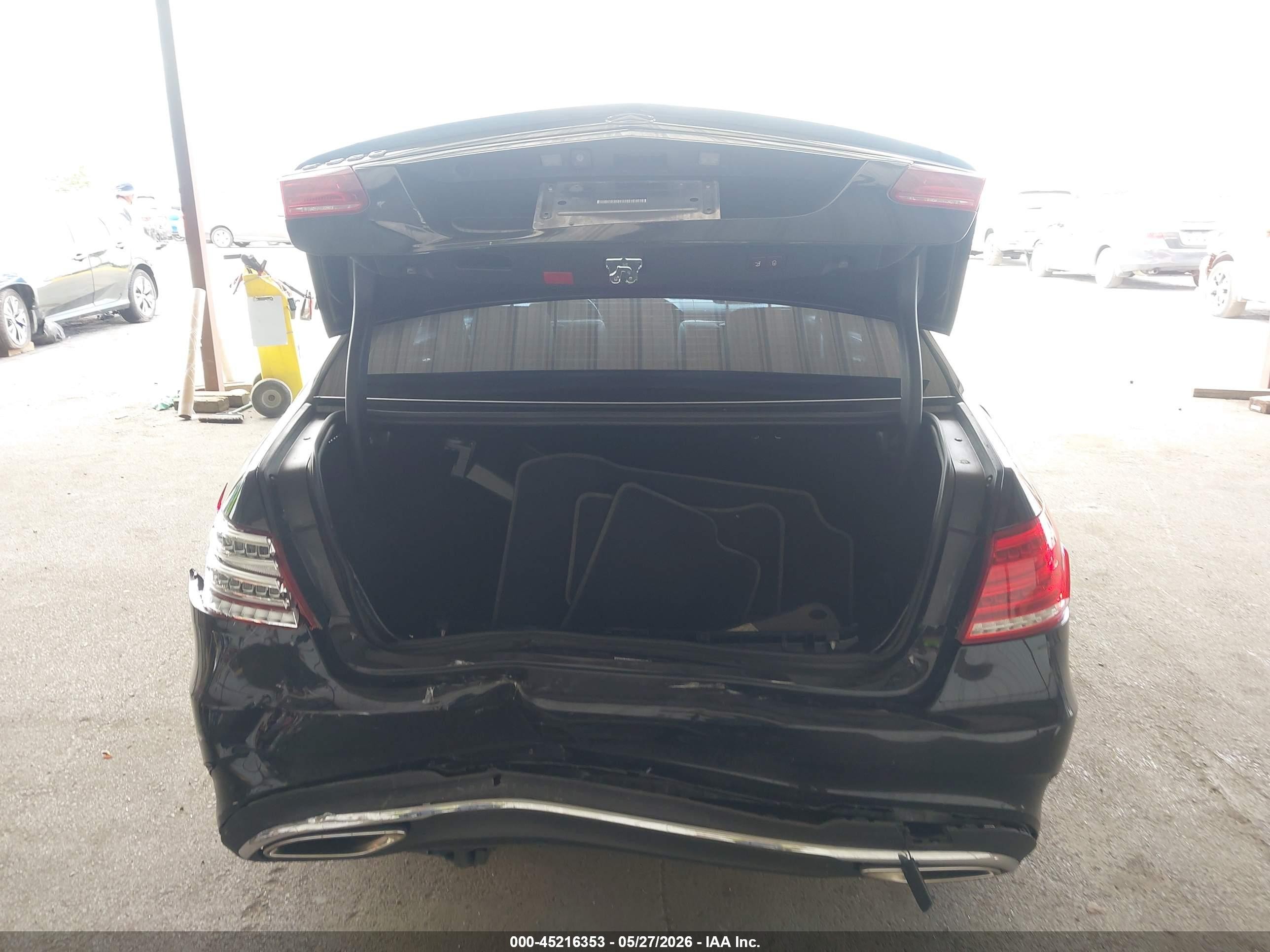 2014 Mercedes-benz E 350   Black vin: WDDHF5KB6EA790506