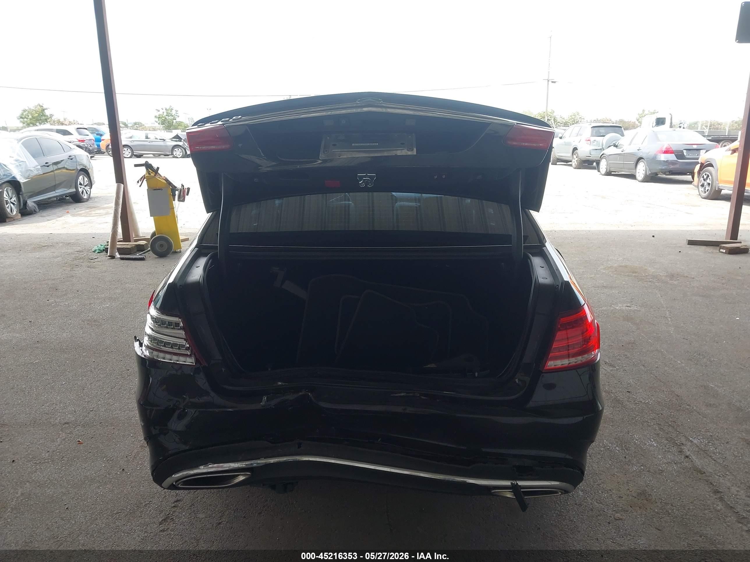 2014 Mercedes-benz E 350   Black vin: WDDHF5KB6EA790506