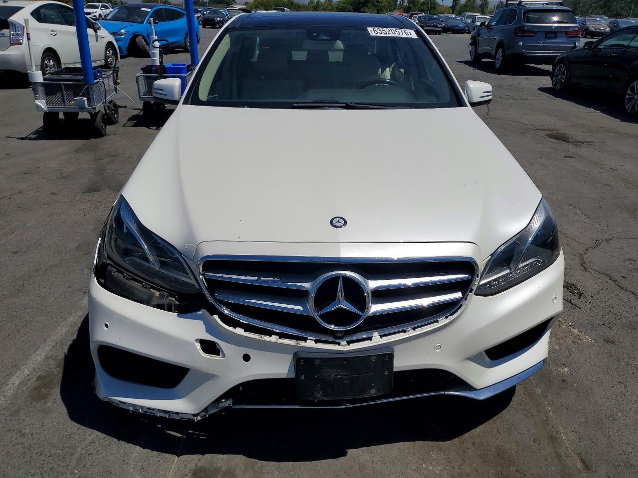 2014 Mercedes-benz E 350 White vin: WDDHF5KB6EA878245
