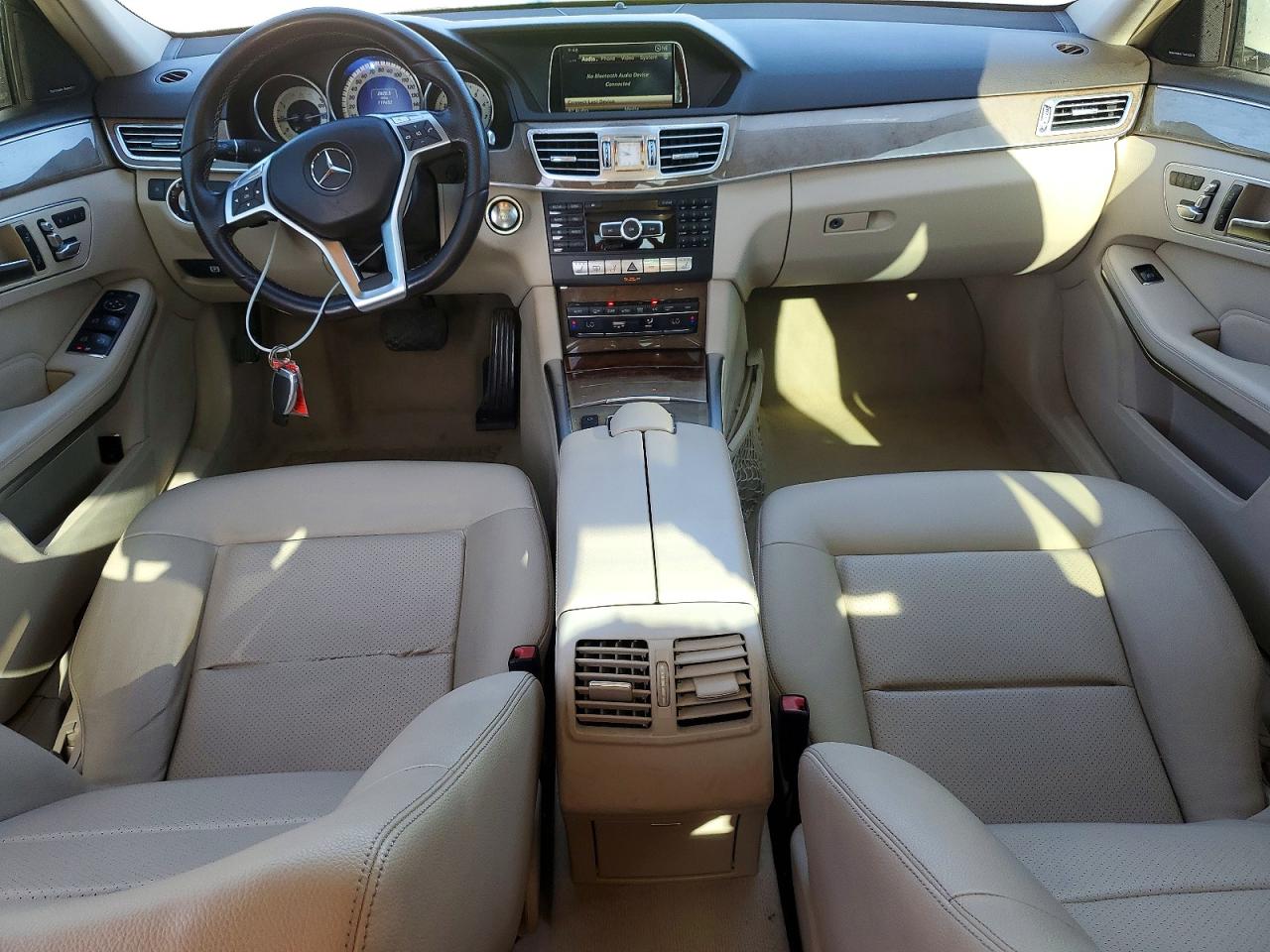 2014 Mercedes-benz E 350 White vin: WDDHF5KB6EA885793