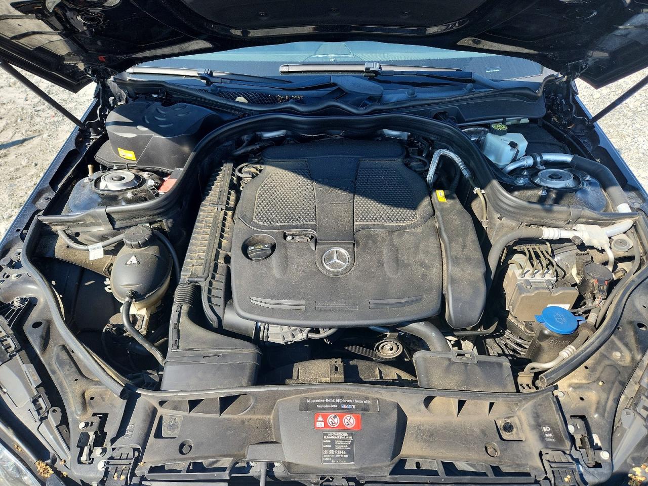 2014 Mercedes-benz E 350 Black vin: WDDHF5KB6EA905279