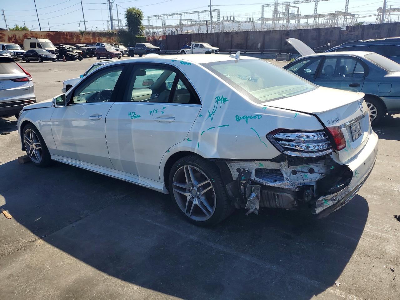 2014 Mercedes-benz E 350 White vin: WDDHF5KB6EB017156