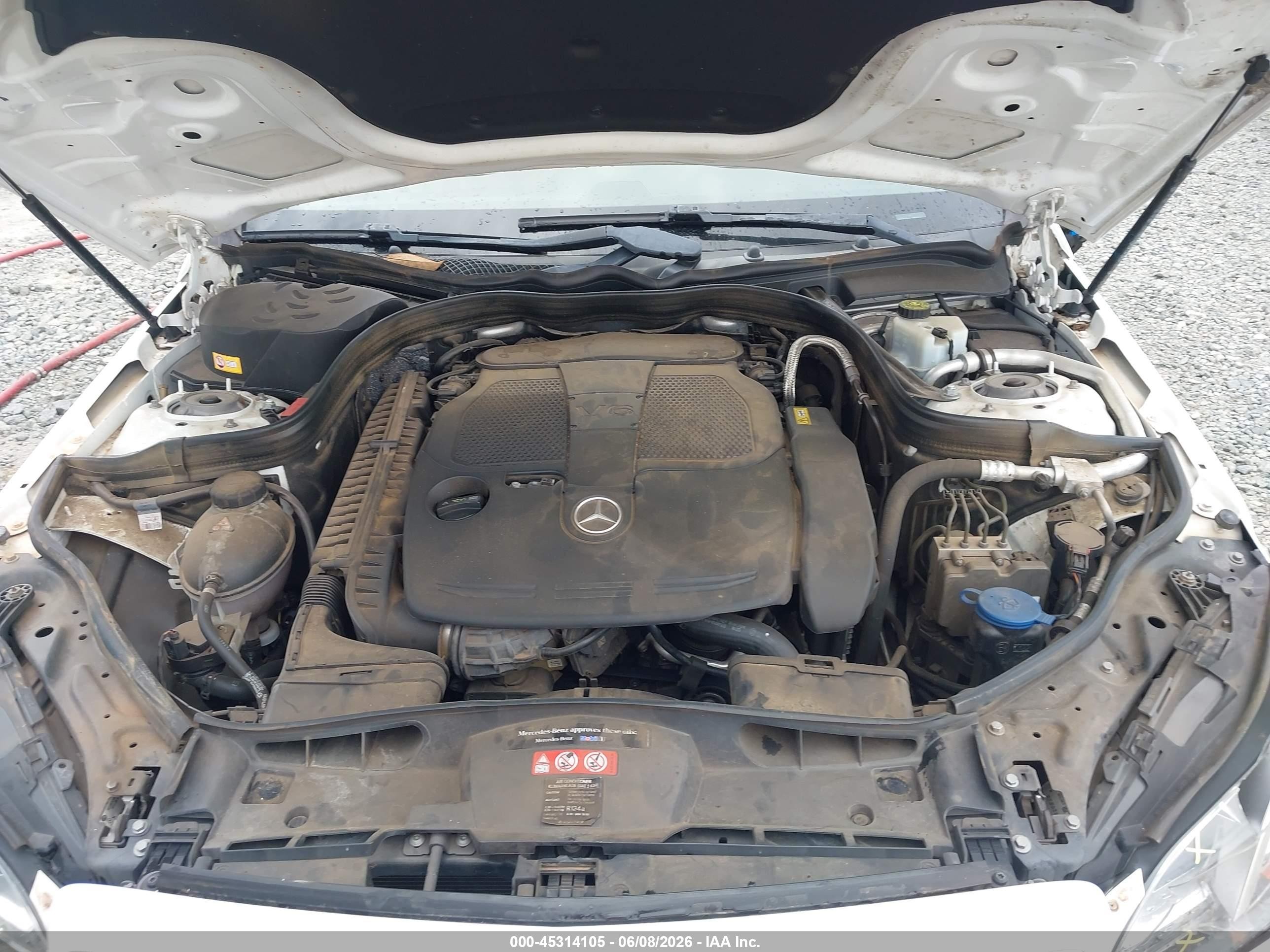2014 Mercedes-benz E 350   White vin: WDDHF5KB6EB024608