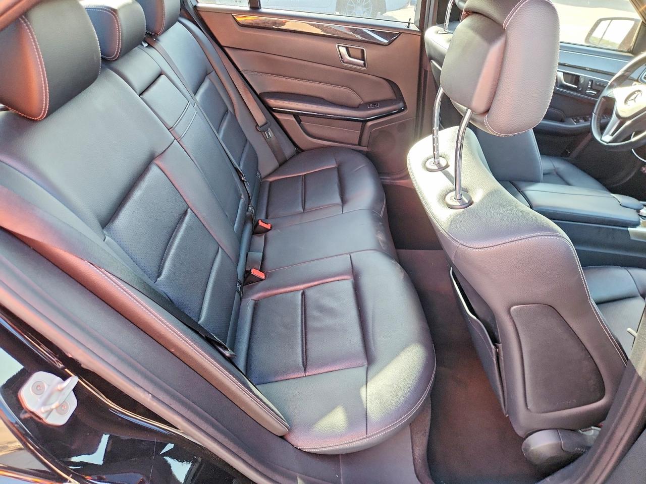 2015 Mercedes-benz E 350 Black vin: WDDHF5KB6FB110728