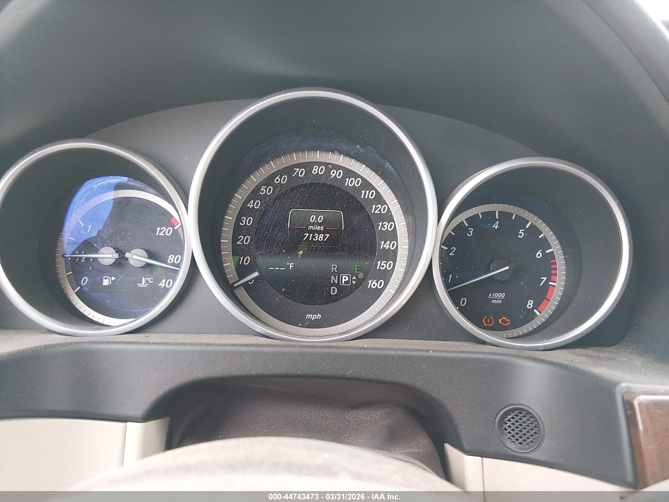 2015 Mercedes-benz E 350   Black vin: WDDHF5KB6FB114178