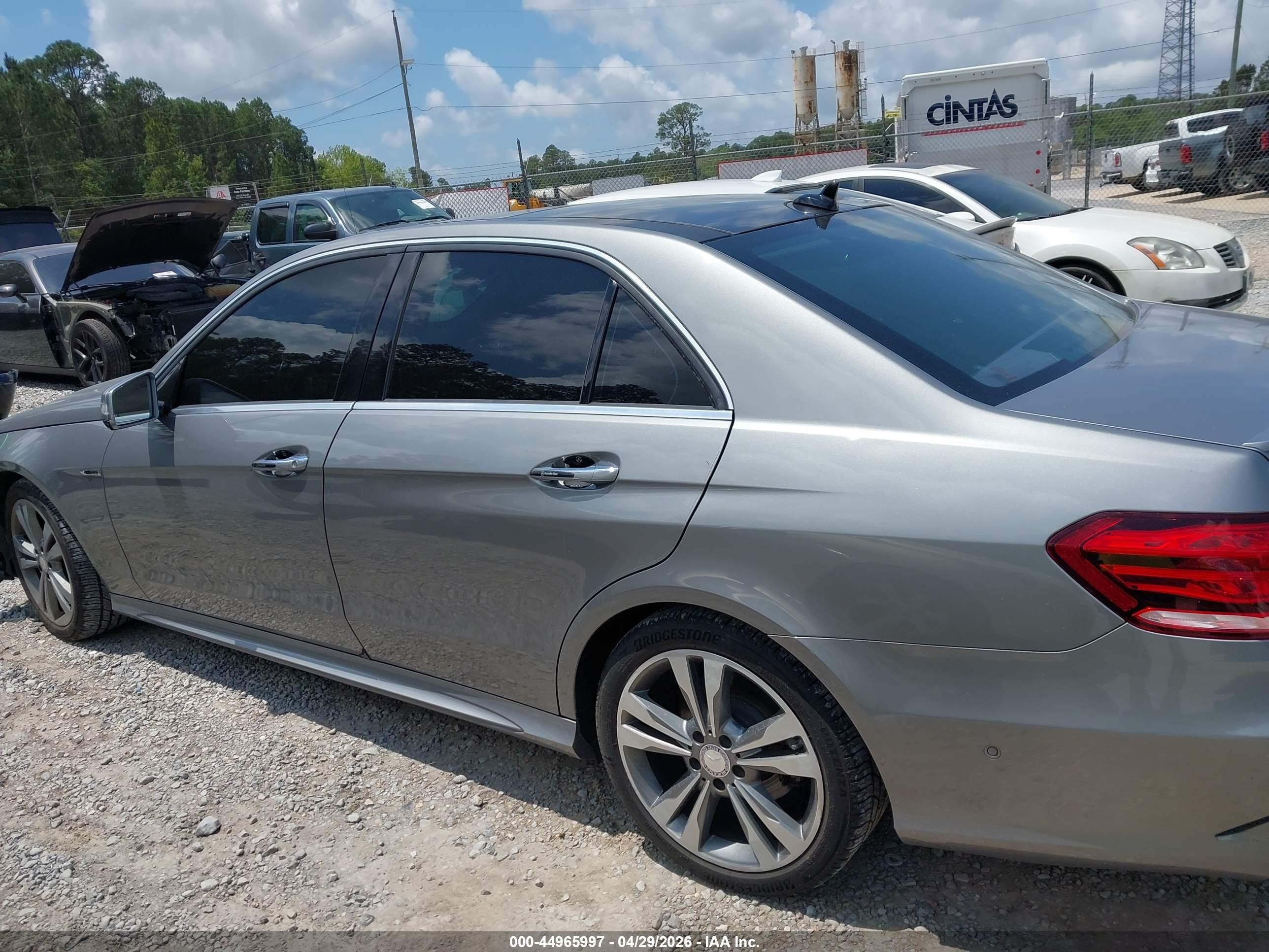 2015 Mercedes-benz E 350   Gray vin: WDDHF5KB6FB131353