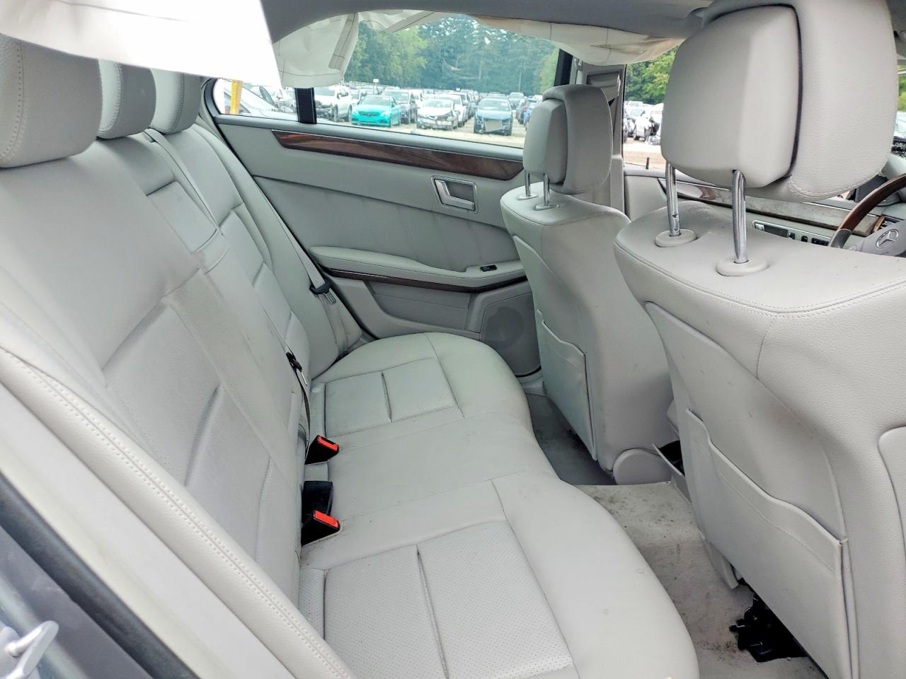 2012 Mercedes-benz E 350 Gray vin: WDDHF5KB7CA532749