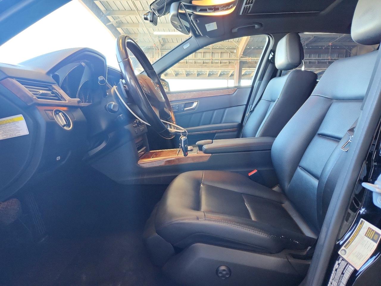 2012 Mercedes-benz E 350 Black vin: WDDHF5KB7CA536476