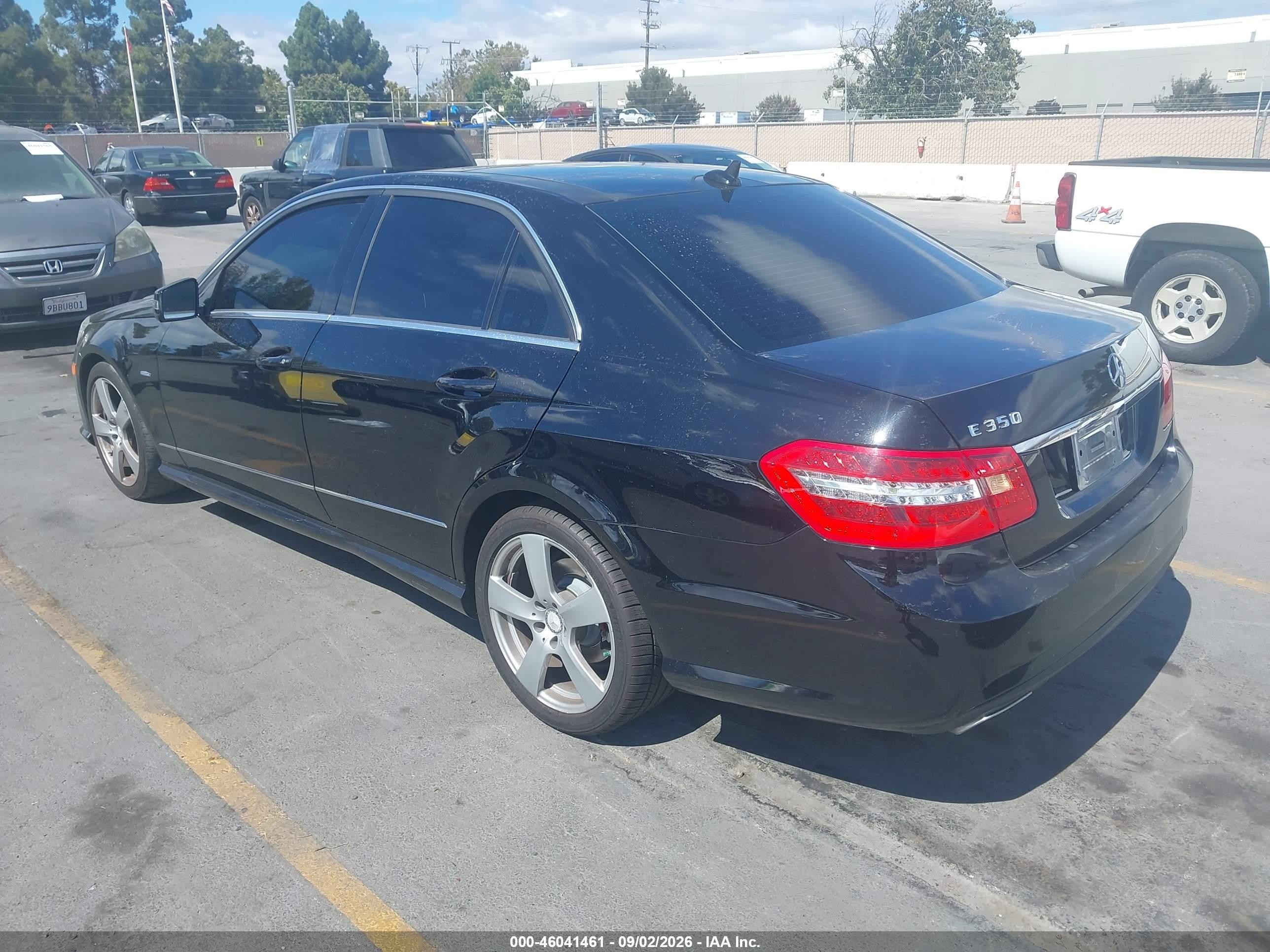 2012 Mercedes-benz E 350 Black vin: WDDHF5KB7CA572345