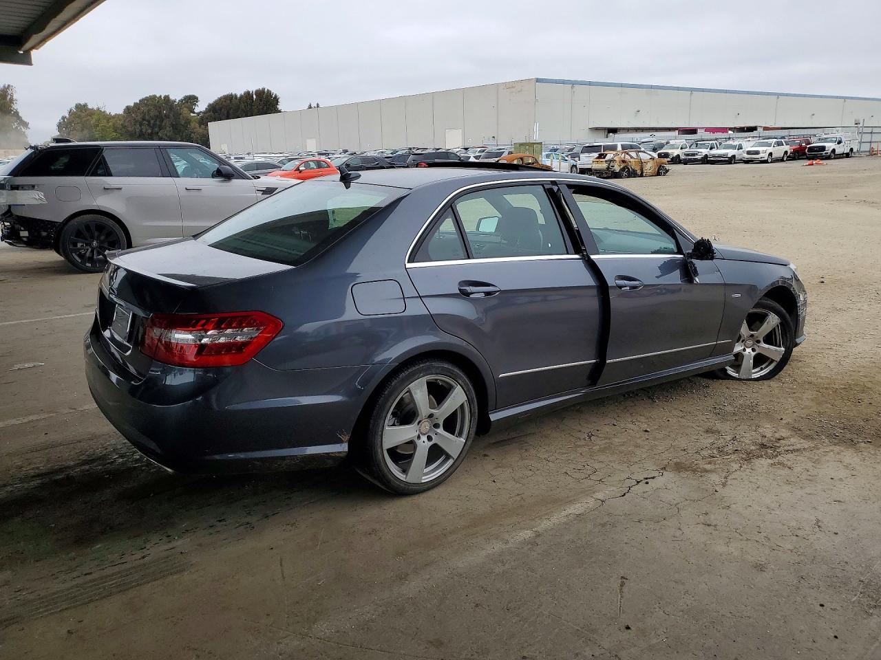 2012 Mercedes-benz E 350 Charcoal vin: WDDHF5KB7CA582213