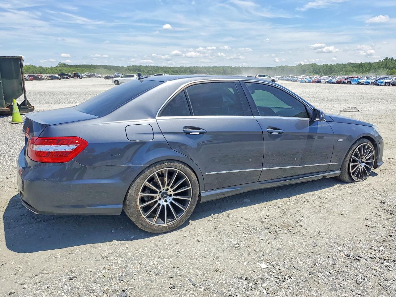 2012 Mercedes-benz E 350 Blue vin: WDDHF5KB7CA605960