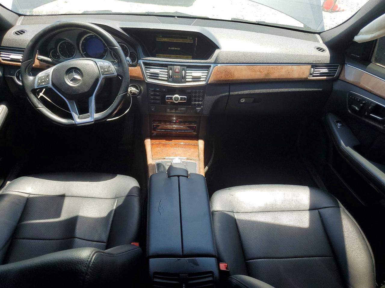 2012 Mercedes-benz E 350 Blue vin: WDDHF5KB7CA605960