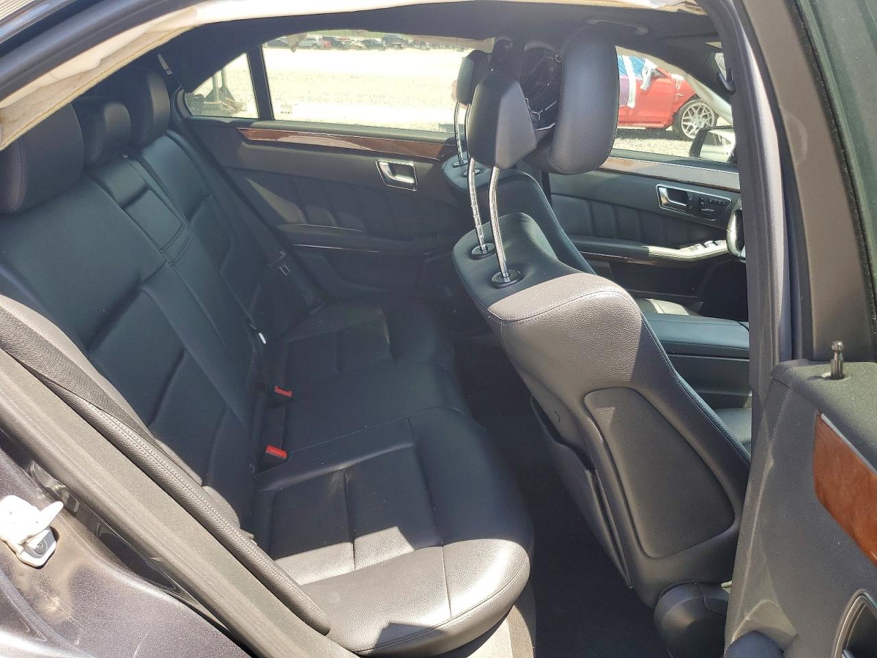 2012 Mercedes-benz E 350 Blue vin: WDDHF5KB7CA605960