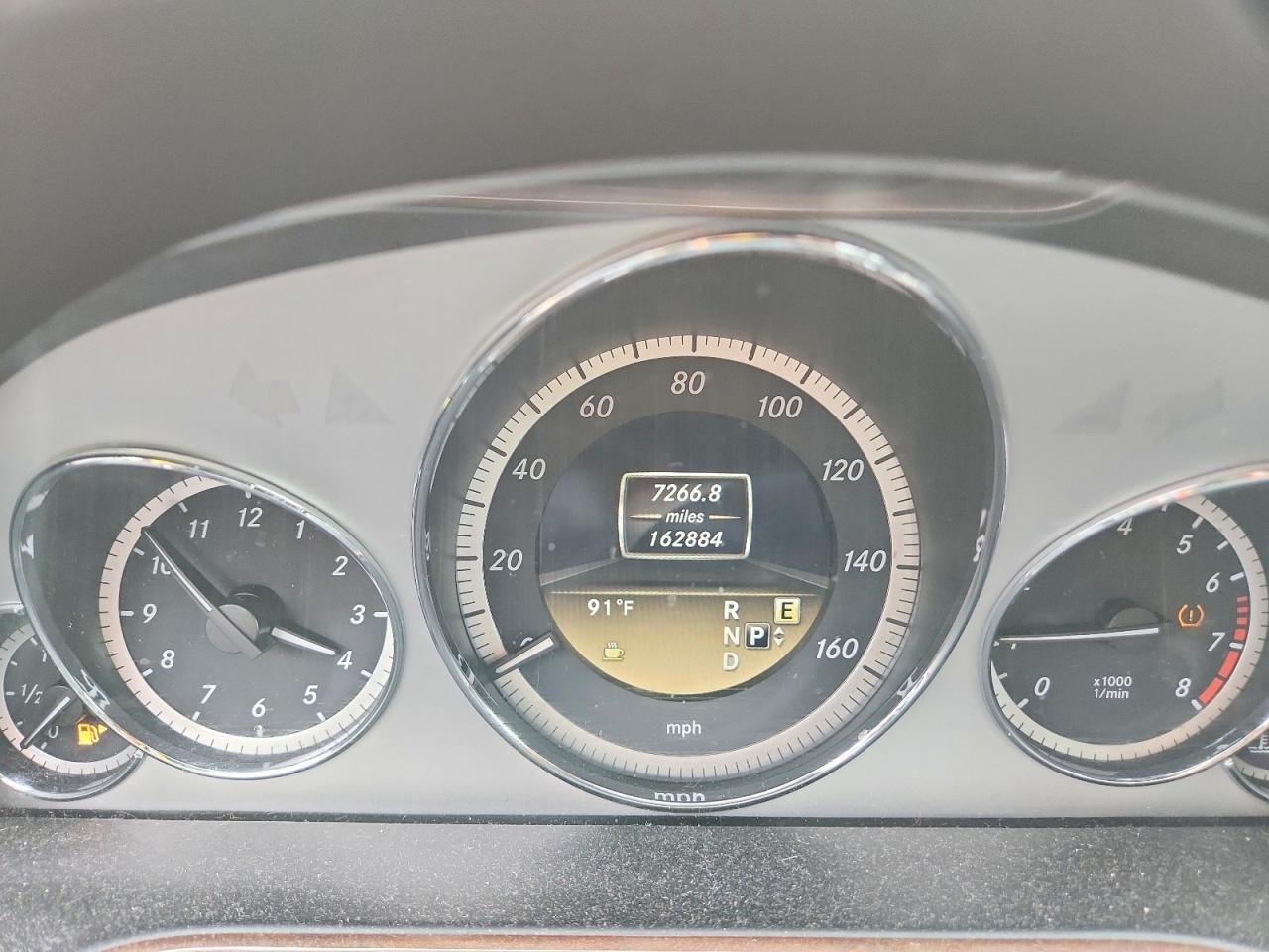 2012 Mercedes-benz E 350 Gray vin: WDDHF5KB7CA626761