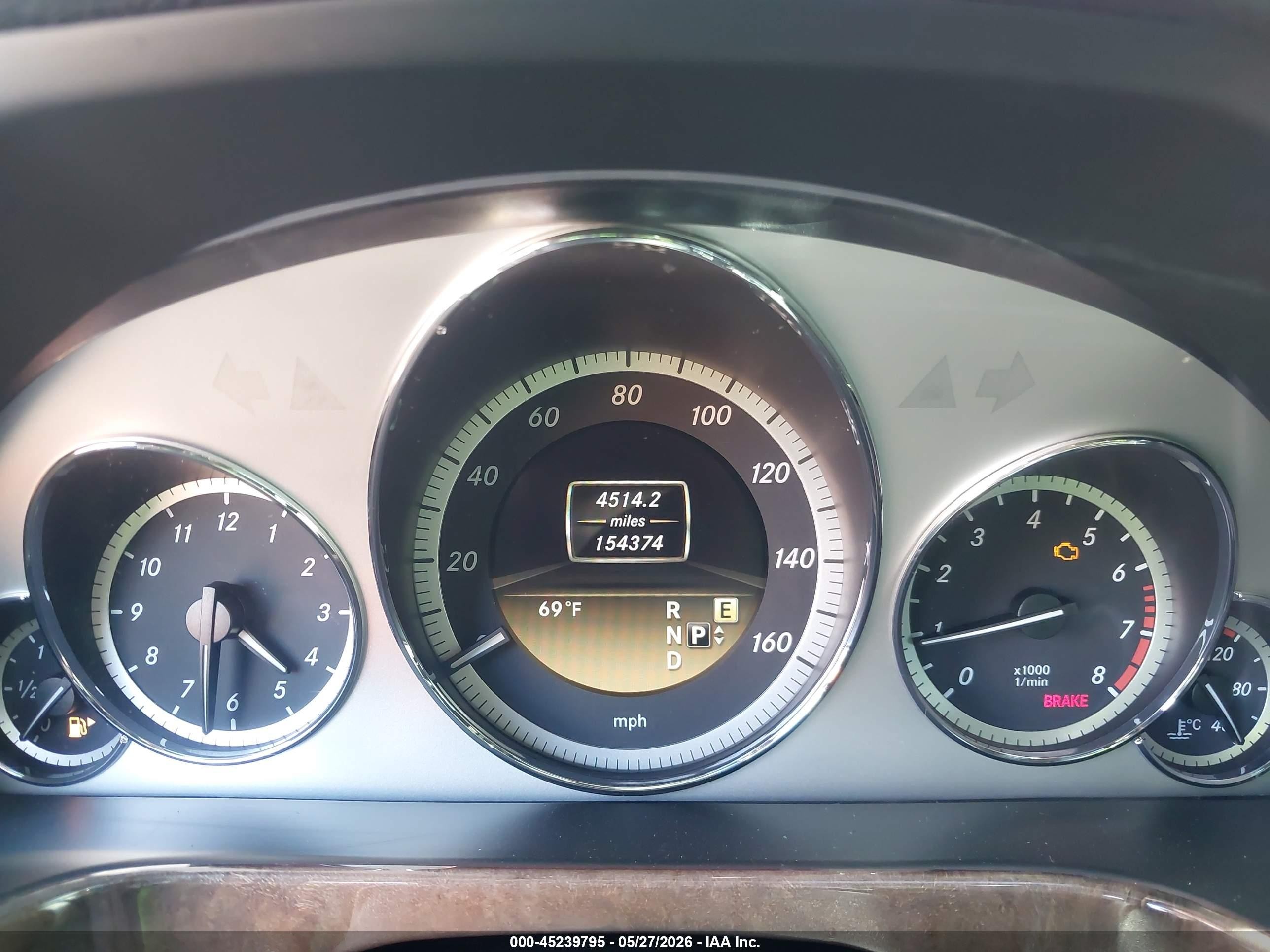 2012 Mercedes-benz E 350   Black vin: WDDHF5KB7CA632348