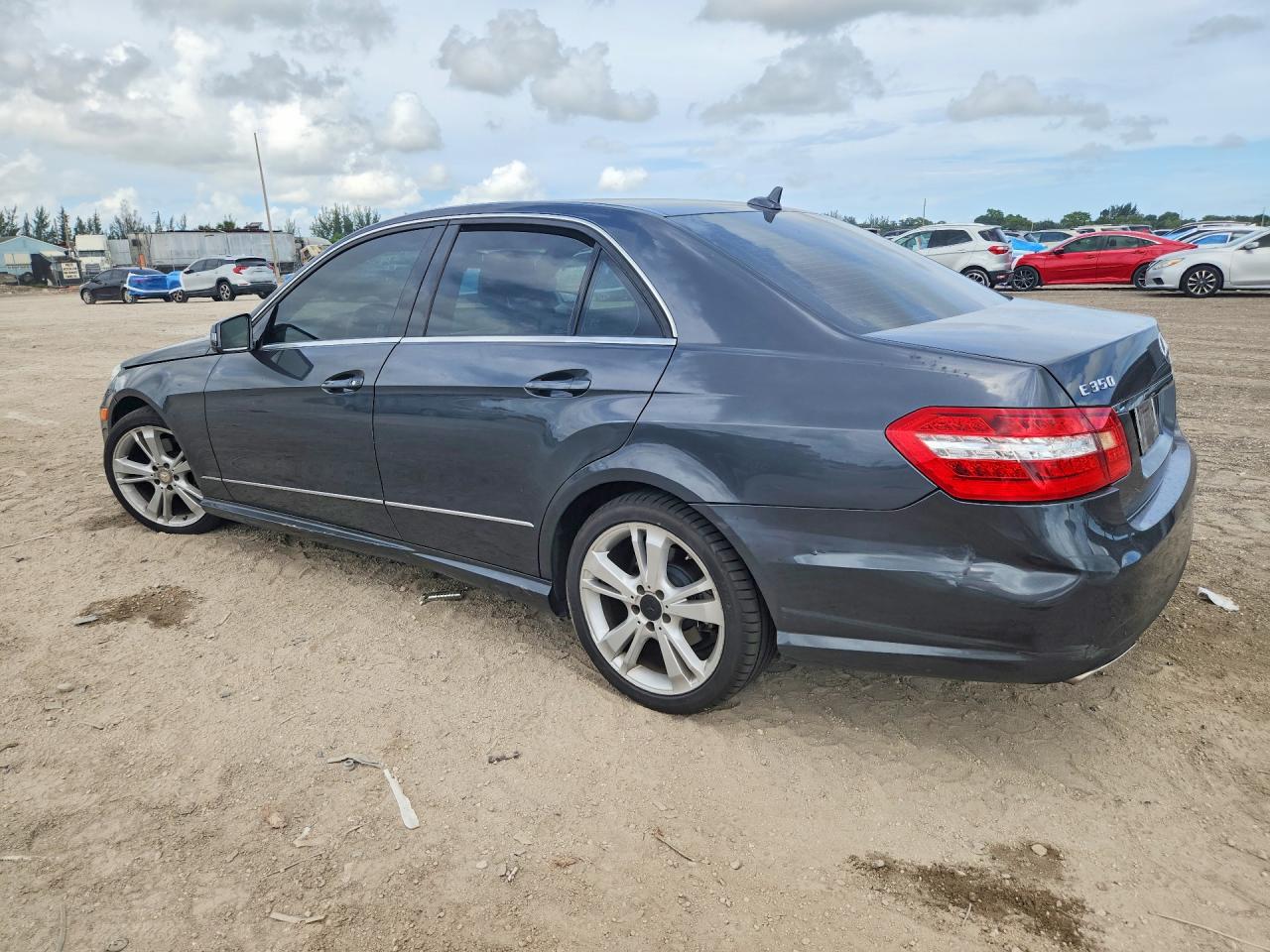 2013 Mercedes-benz E 350 Black vin: WDDHF5KB7DA666520