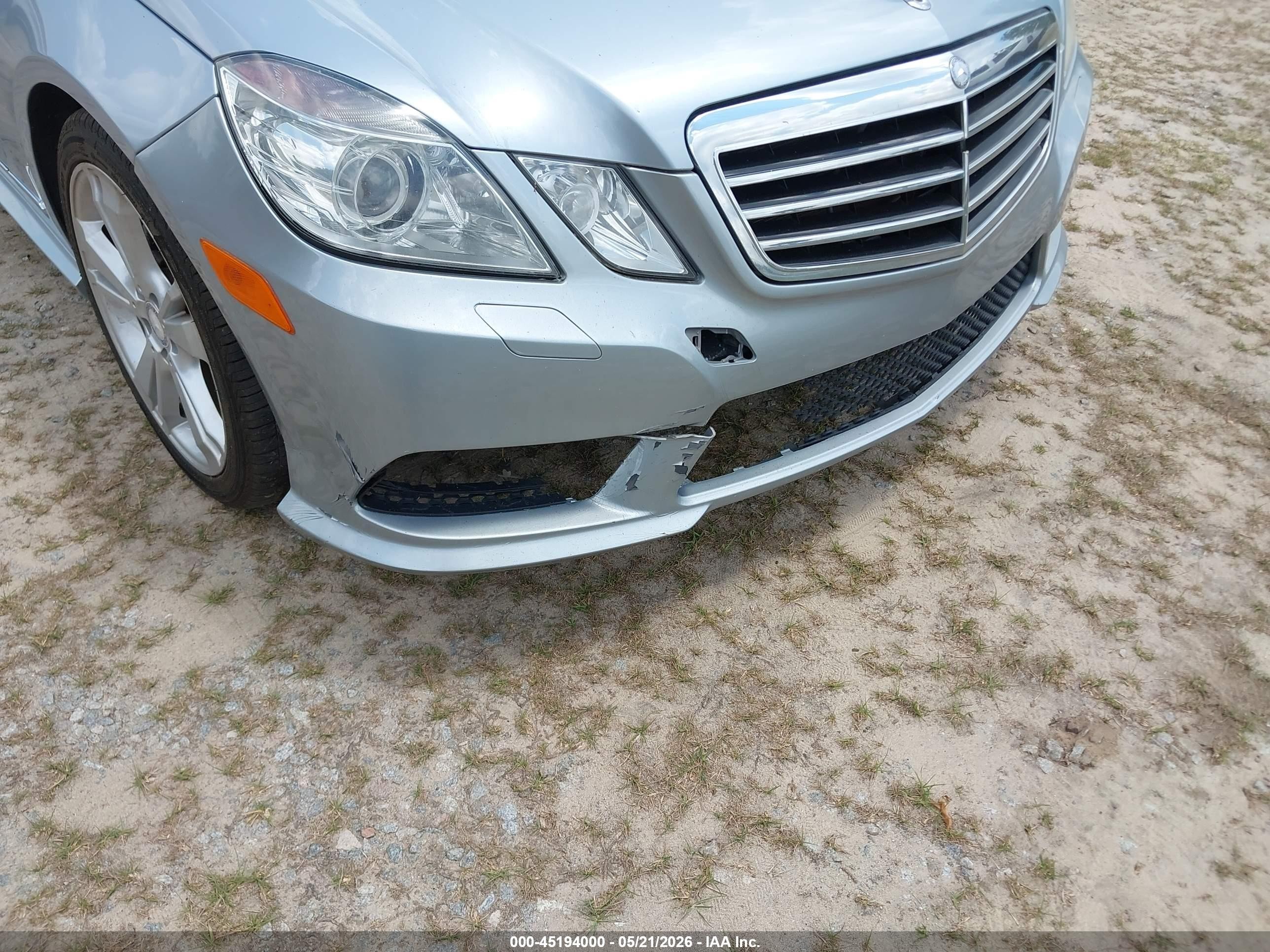2013 Mercedes-benz E 350   Серебряный vin: WDDHF5KB7DA668171