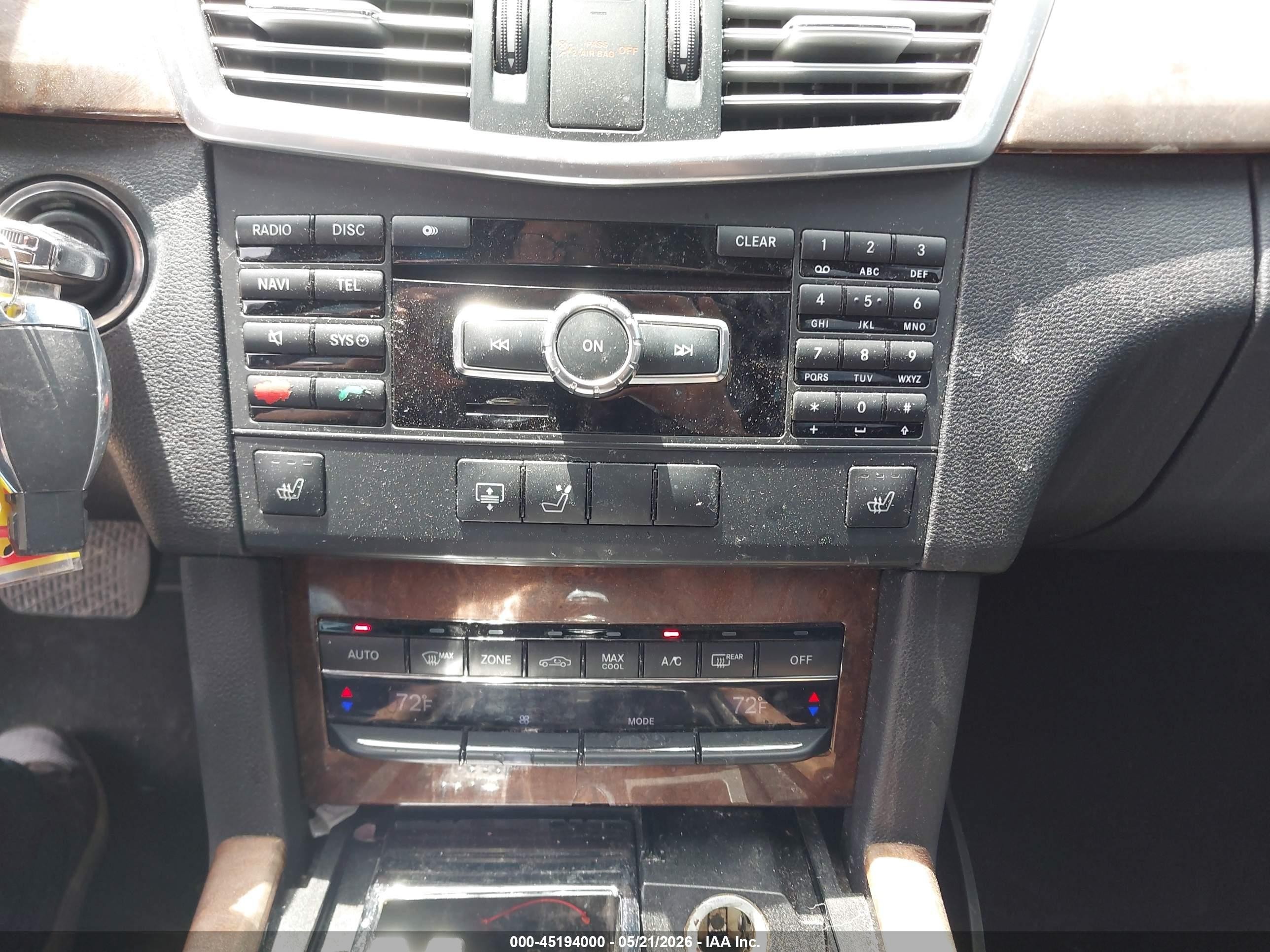2013 Mercedes-benz E 350   Серебряный vin: WDDHF5KB7DA668171