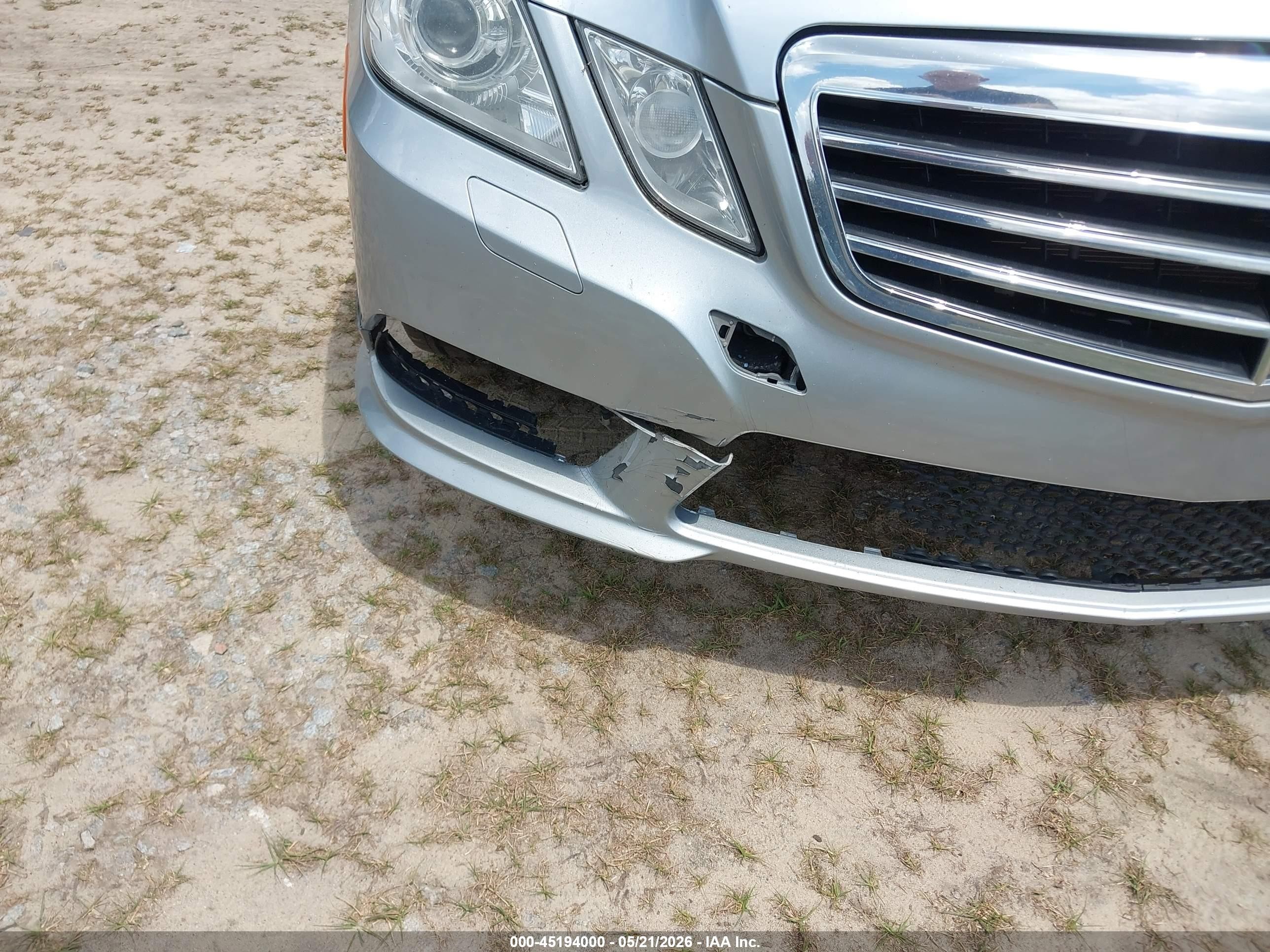 2013 Mercedes-benz E 350   Серебряный vin: WDDHF5KB7DA668171