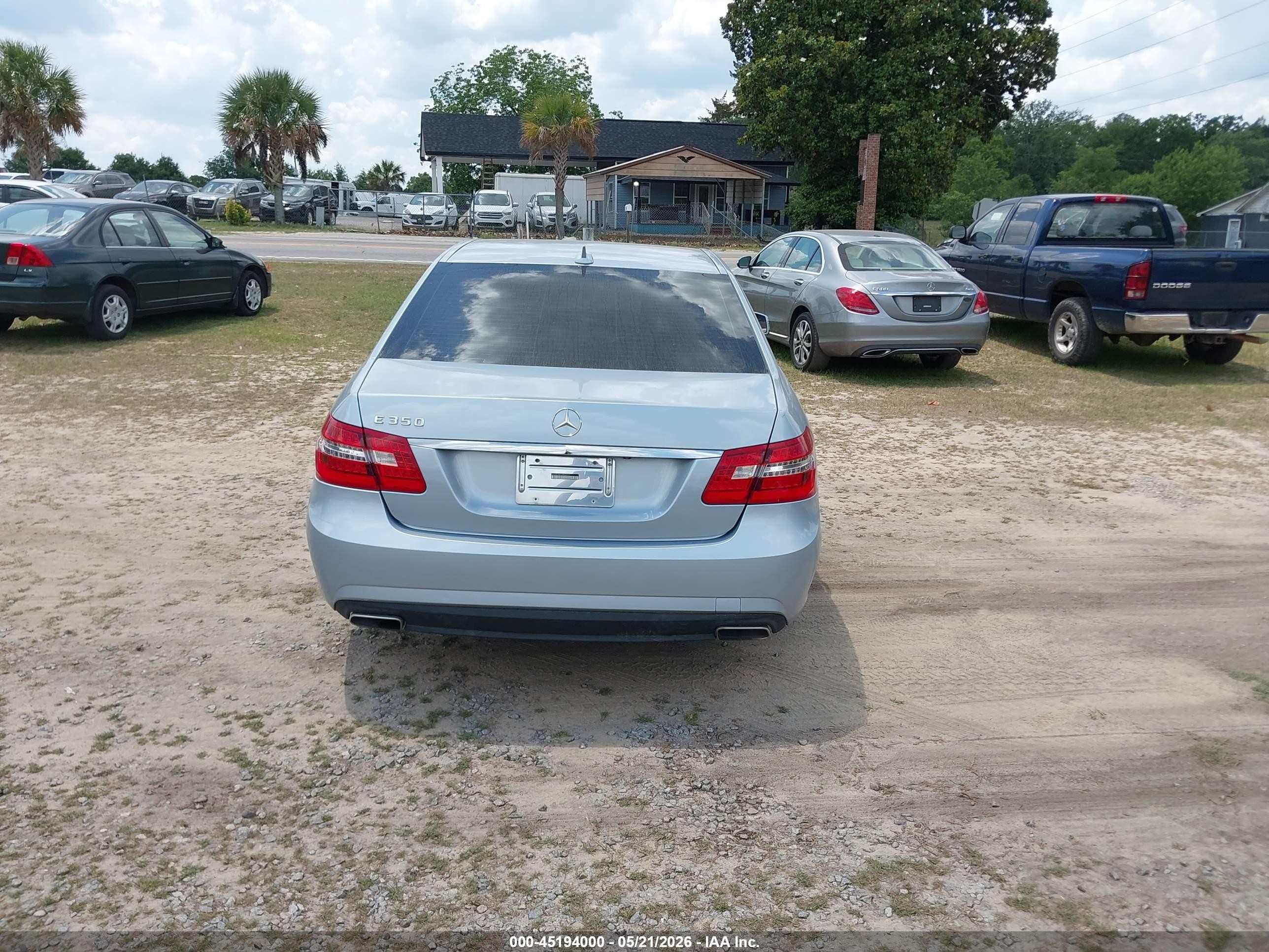 2013 Mercedes-benz E 350   Серебряный vin: WDDHF5KB7DA668171