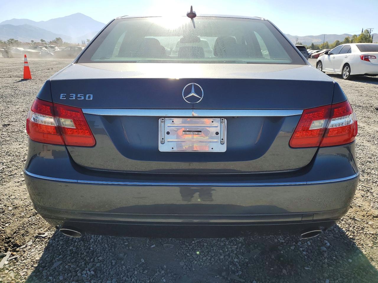 2013 Mercedes-benz E 350 Charcoal vin: WDDHF5KB7DA678702