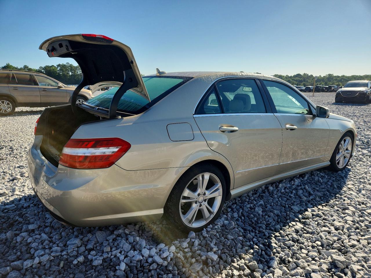 2013 Mercedes-benz E 350 Gold vin: WDDHF5KB7DA710600